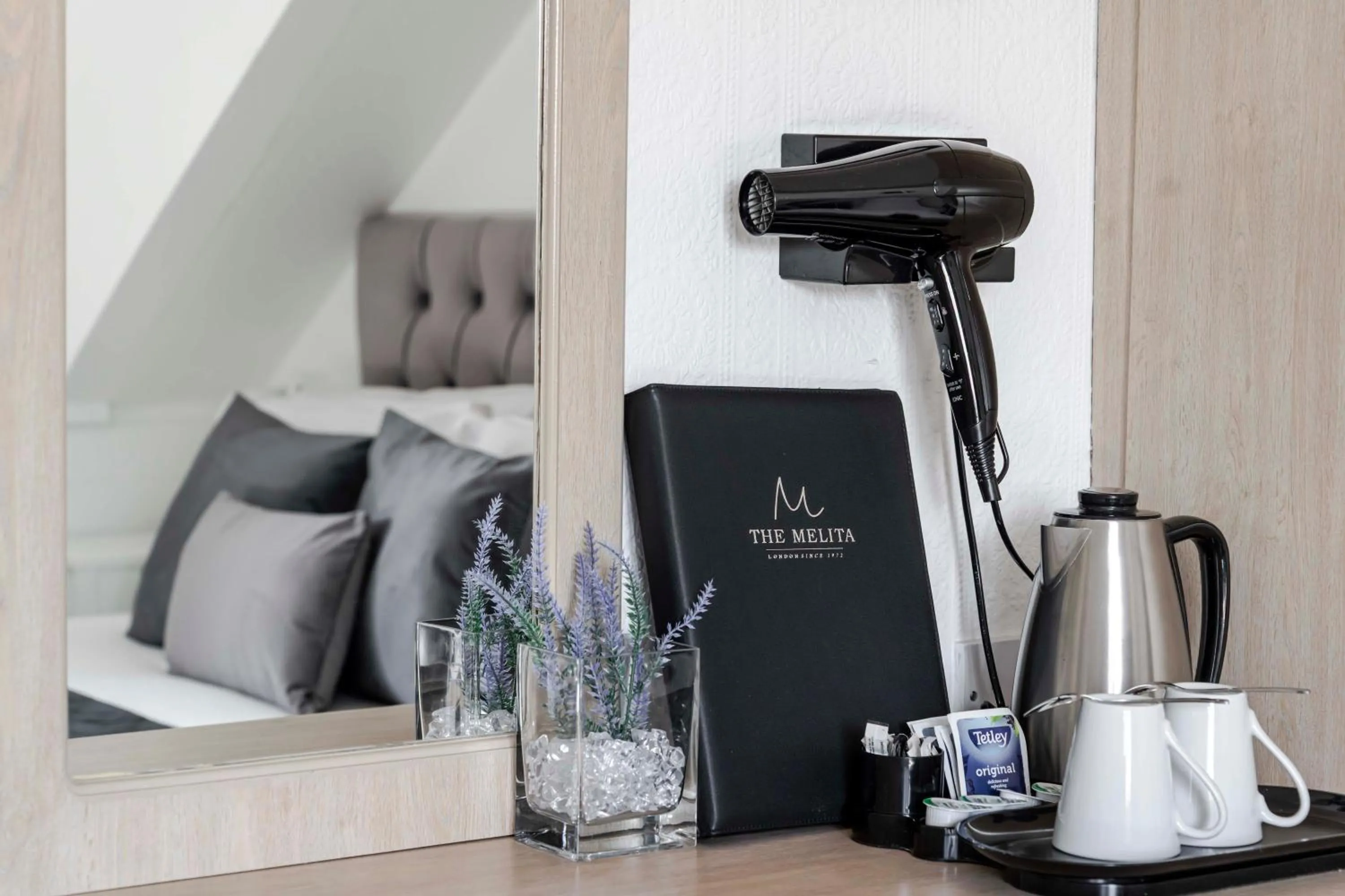 Coffee/tea facilities in The Melita