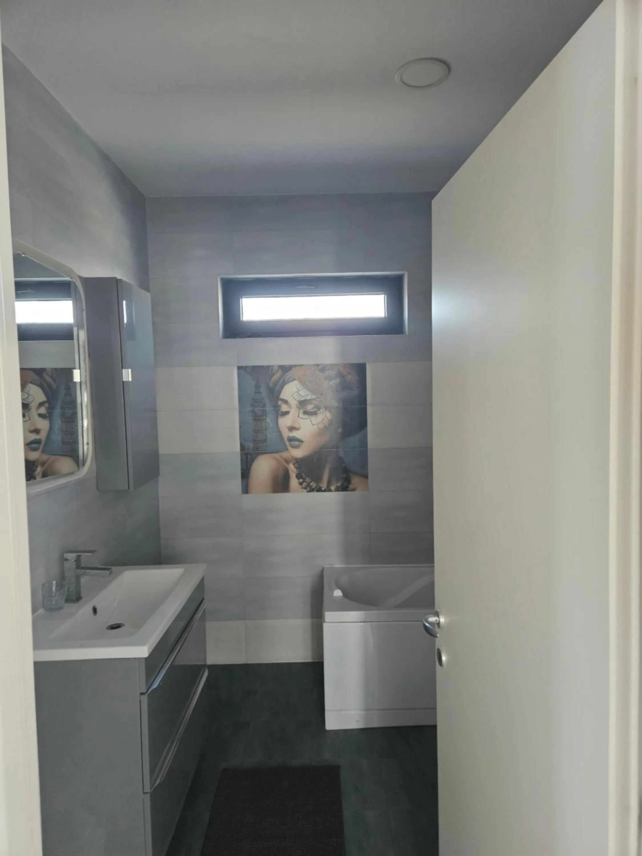 10housemamaia