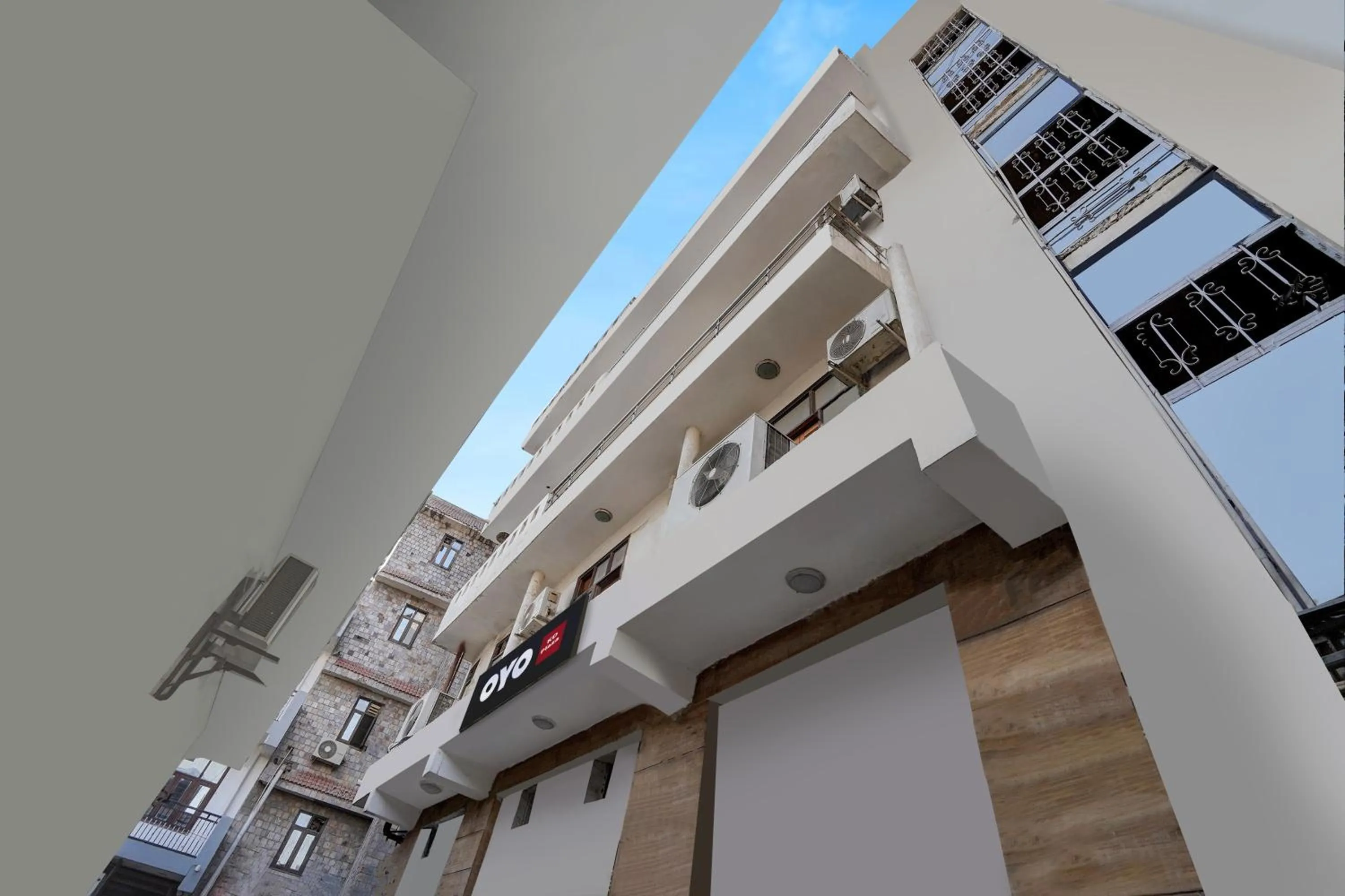 Facade/entrance in Hotel O Silver Key KD plaza Near Saket Metro station