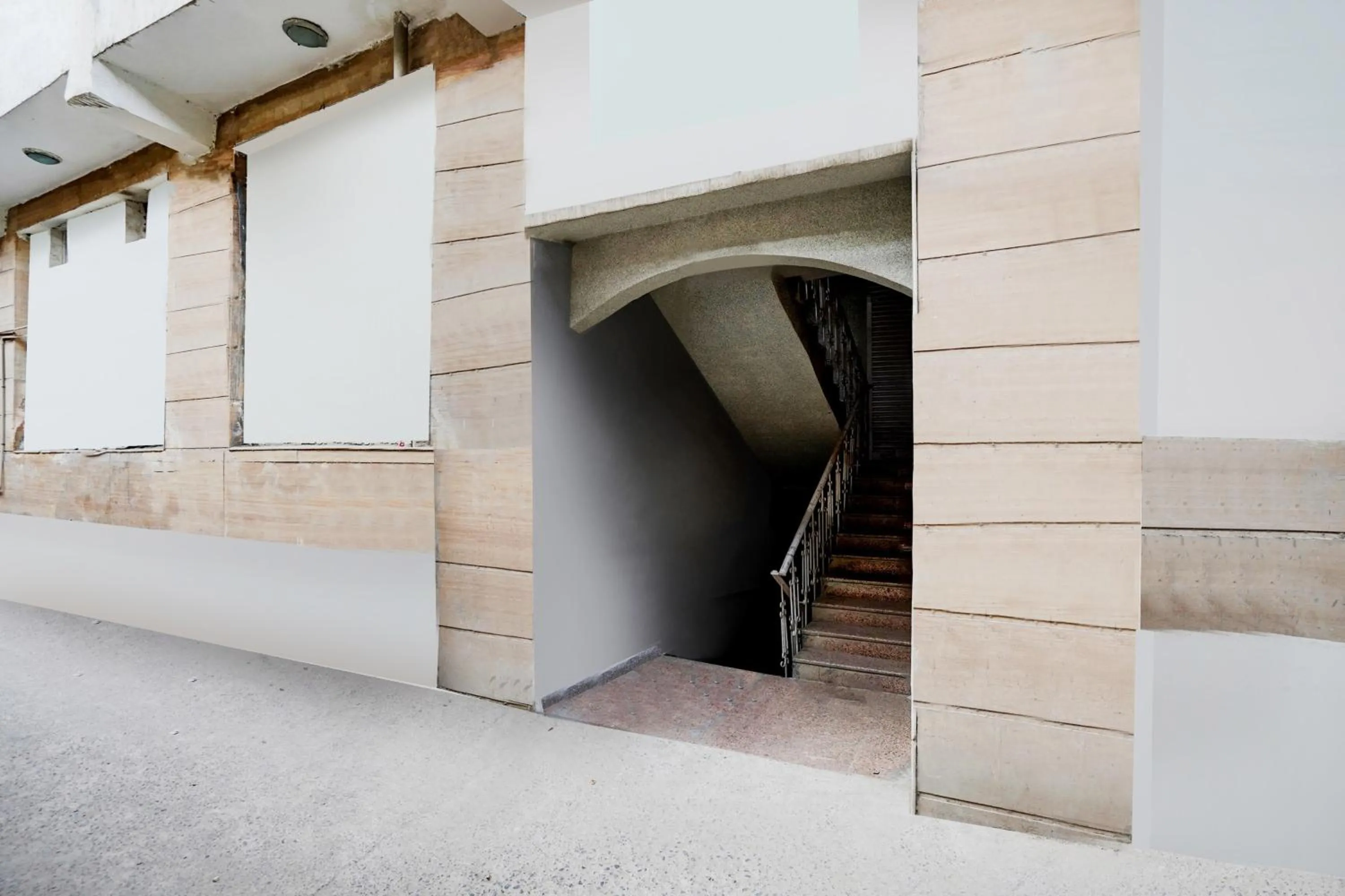 Facade/entrance in Super Hotel O Silver Key KD plaza Near Saket Metro station