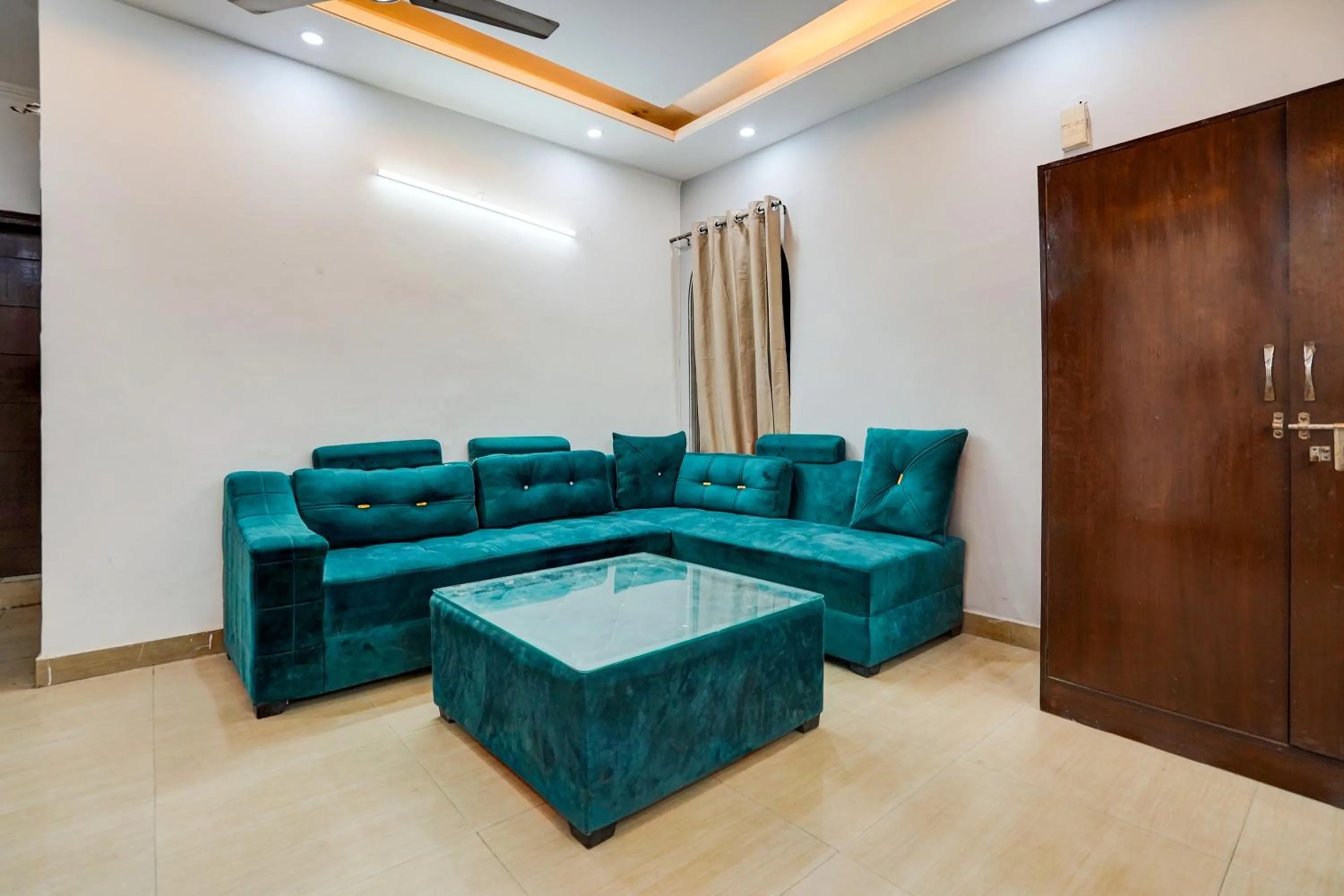 Lobby or reception in Super Hotel O Silver Key KD plaza Near Saket Metro station