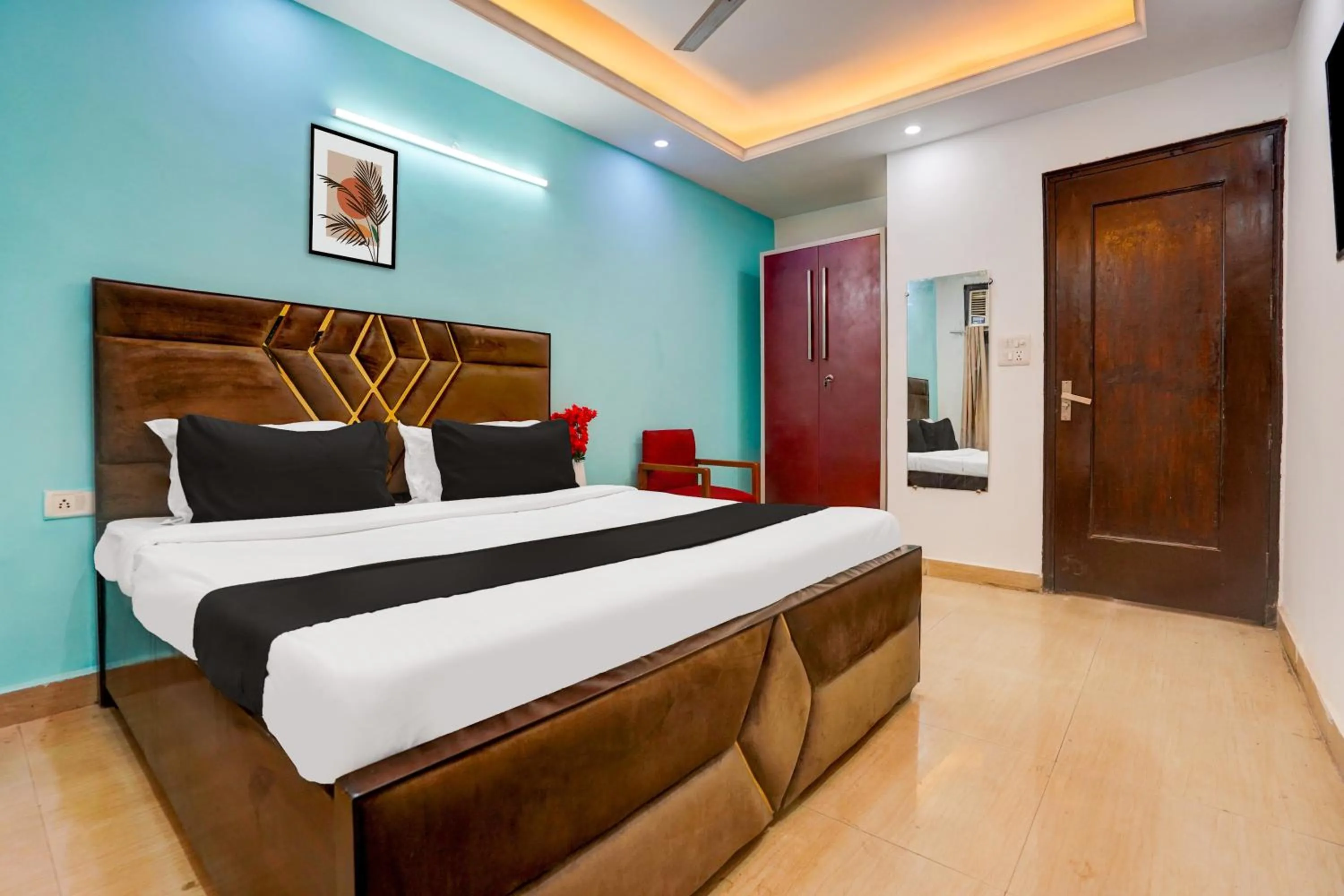Bedroom, Bed in Hotel O Silver Key KD plaza Near Saket Metro station