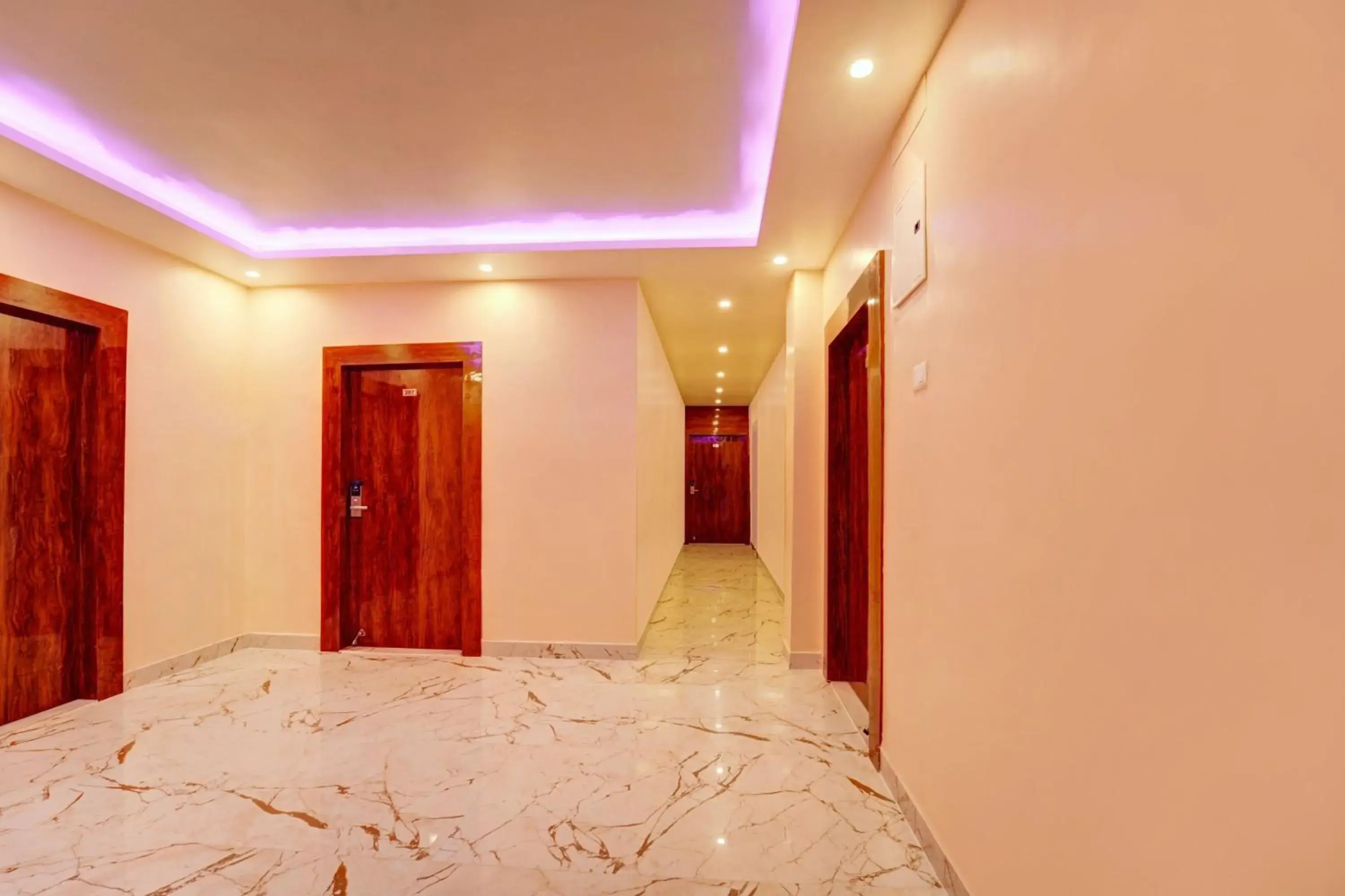 Lobby or reception, Bed in Super Townhouse OAK The Dev Regency Lobby or reception, Bed in Super Townhouse OAK The Dev Regency