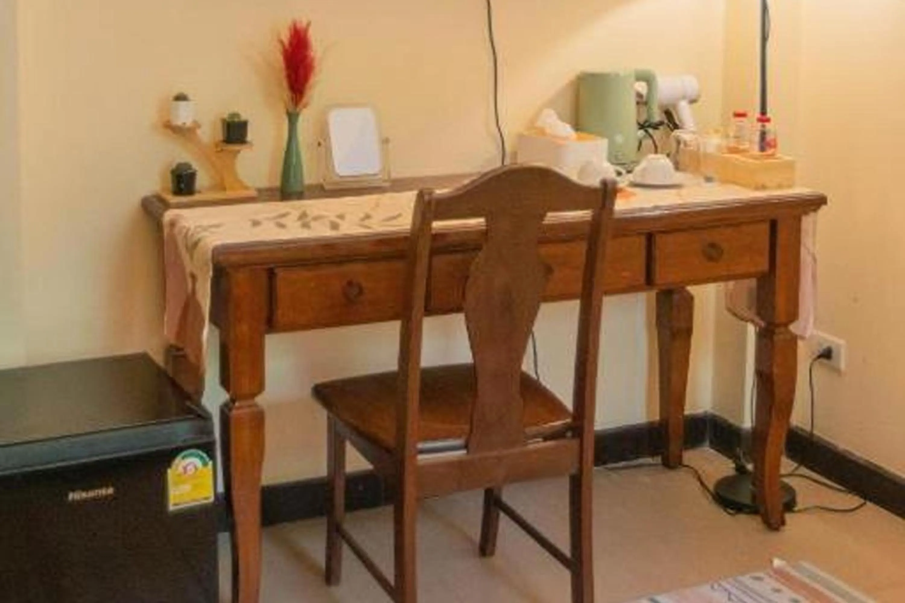 Dining area in Maiiam Guesthouse Patong