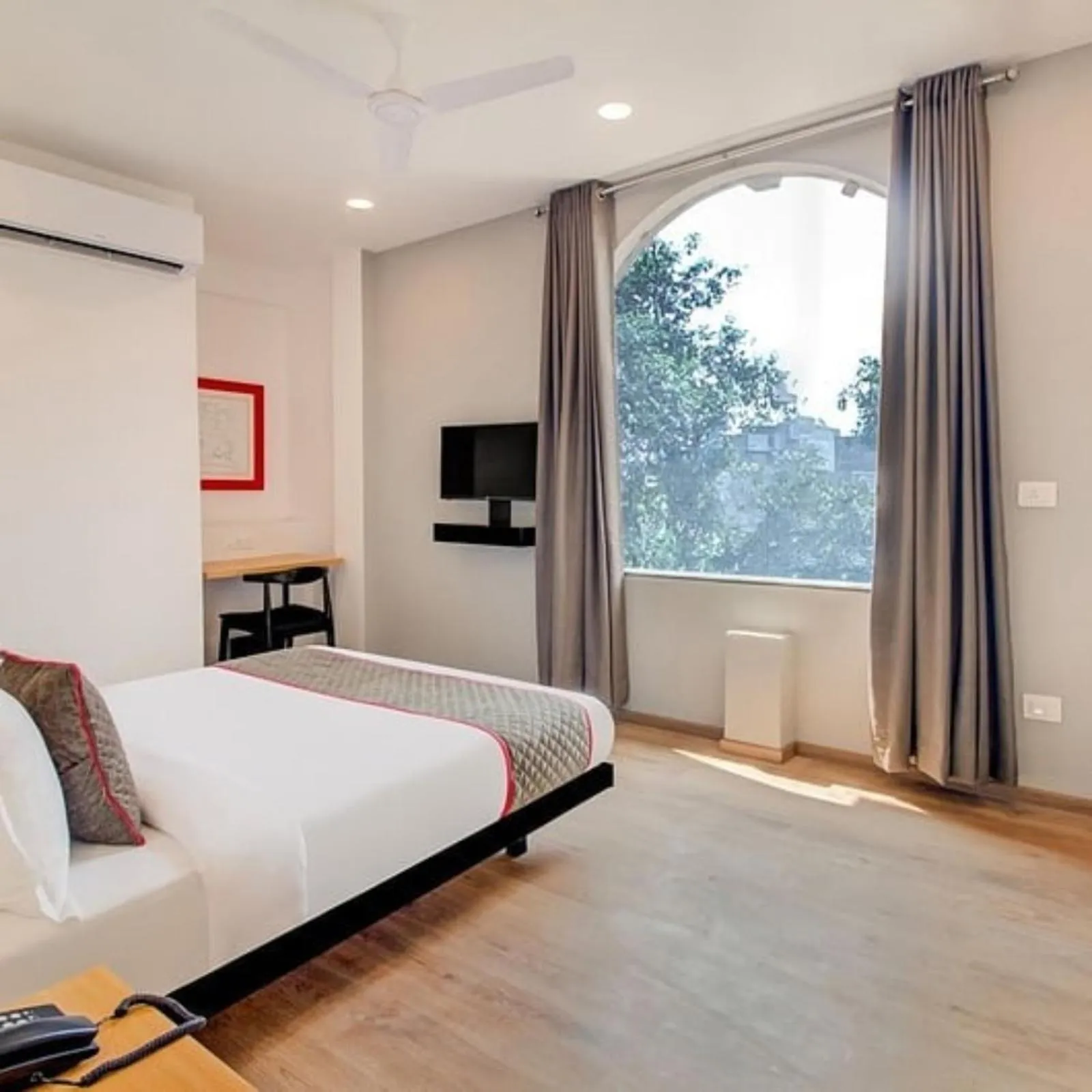 Bed in Hotel Signature, Nagpur