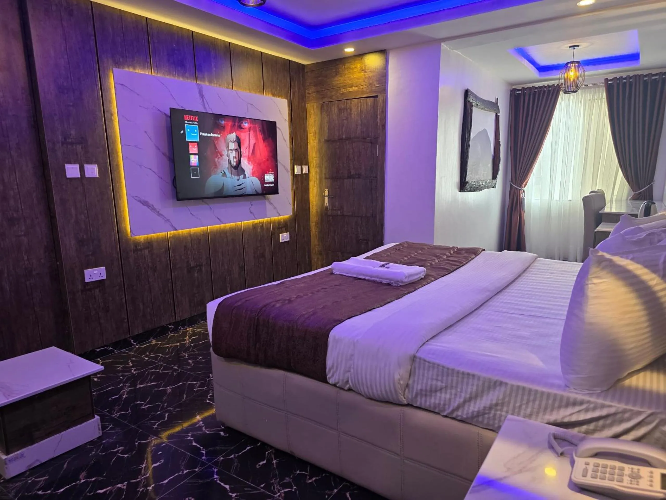 Bed in Presken Kuramo Waters, Victoria Island