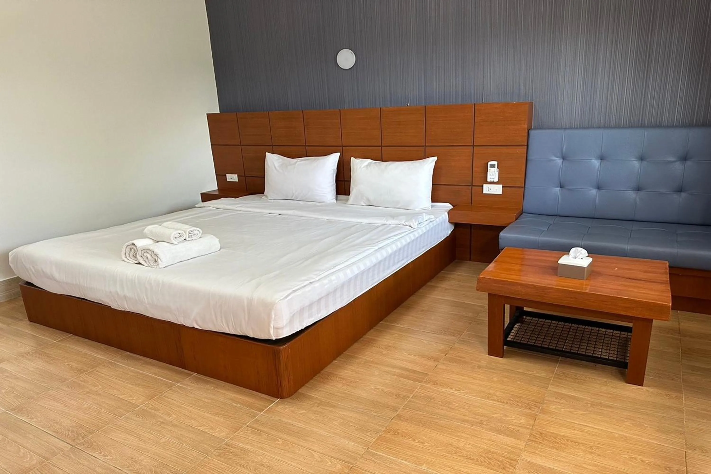 Bed in The White House P&N Hotel Chiang Rai