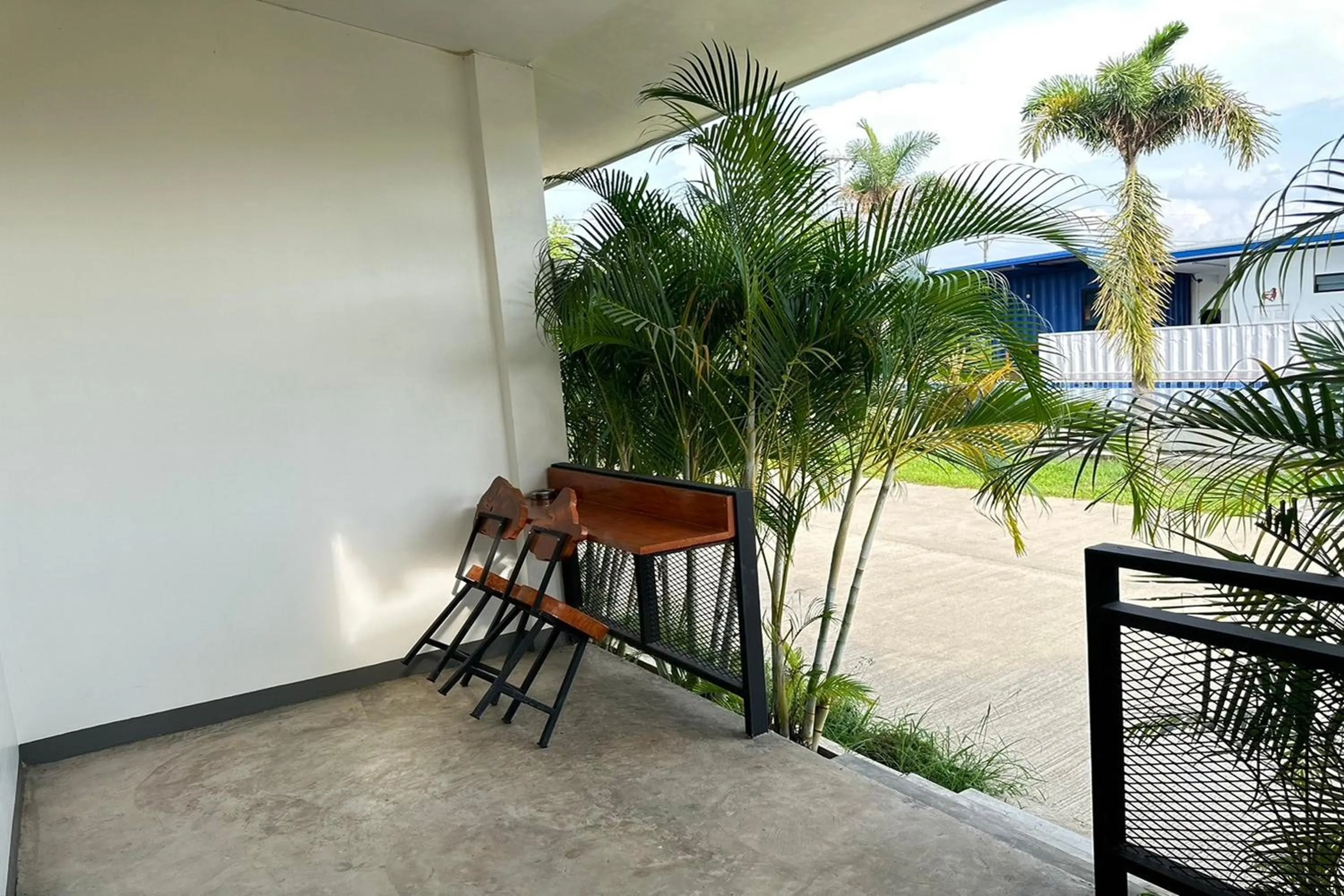 Balcony/Terrace in The White House P&N Hotel Chiang Rai