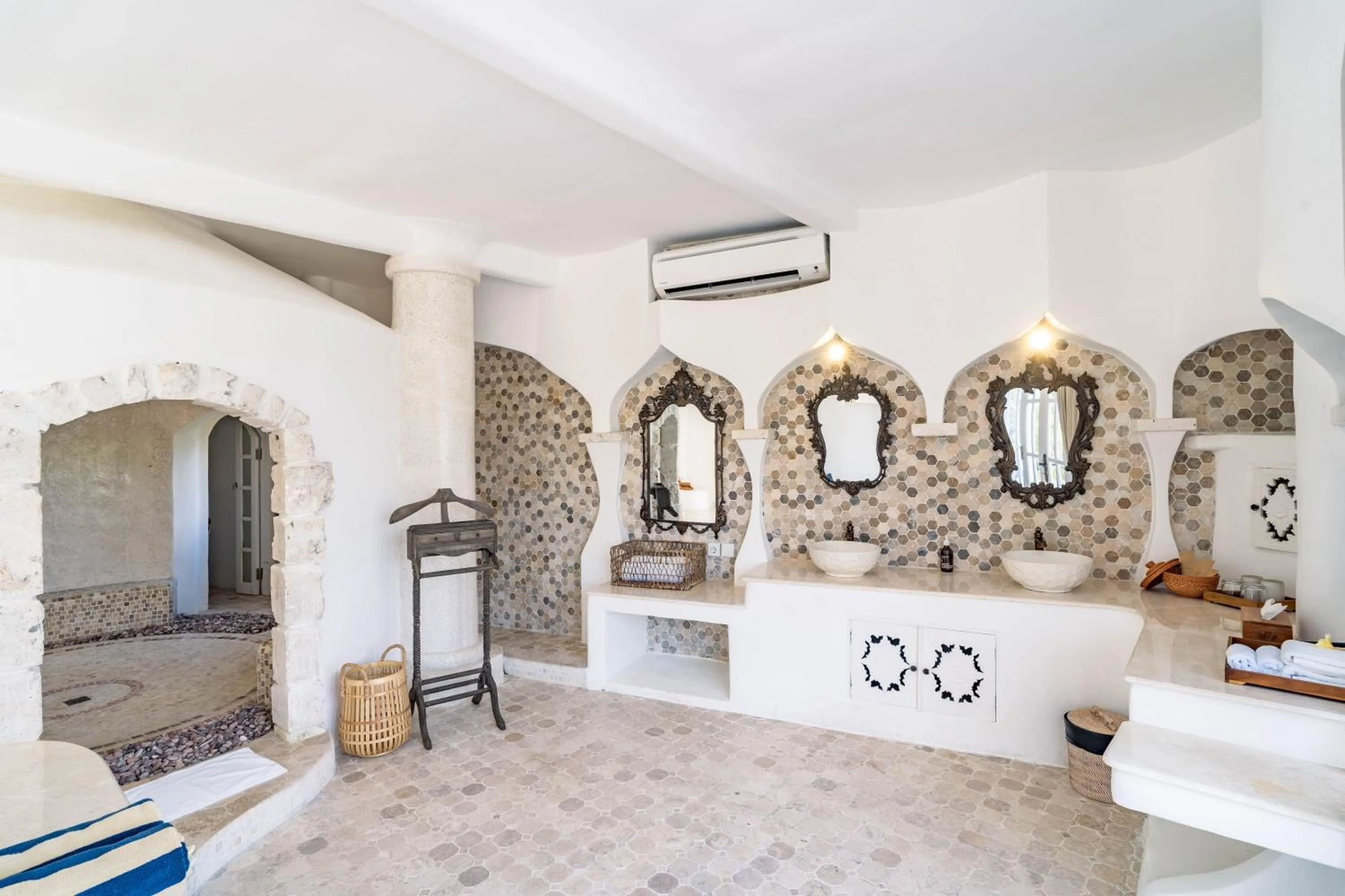 Bathroom in La Santa Rosa