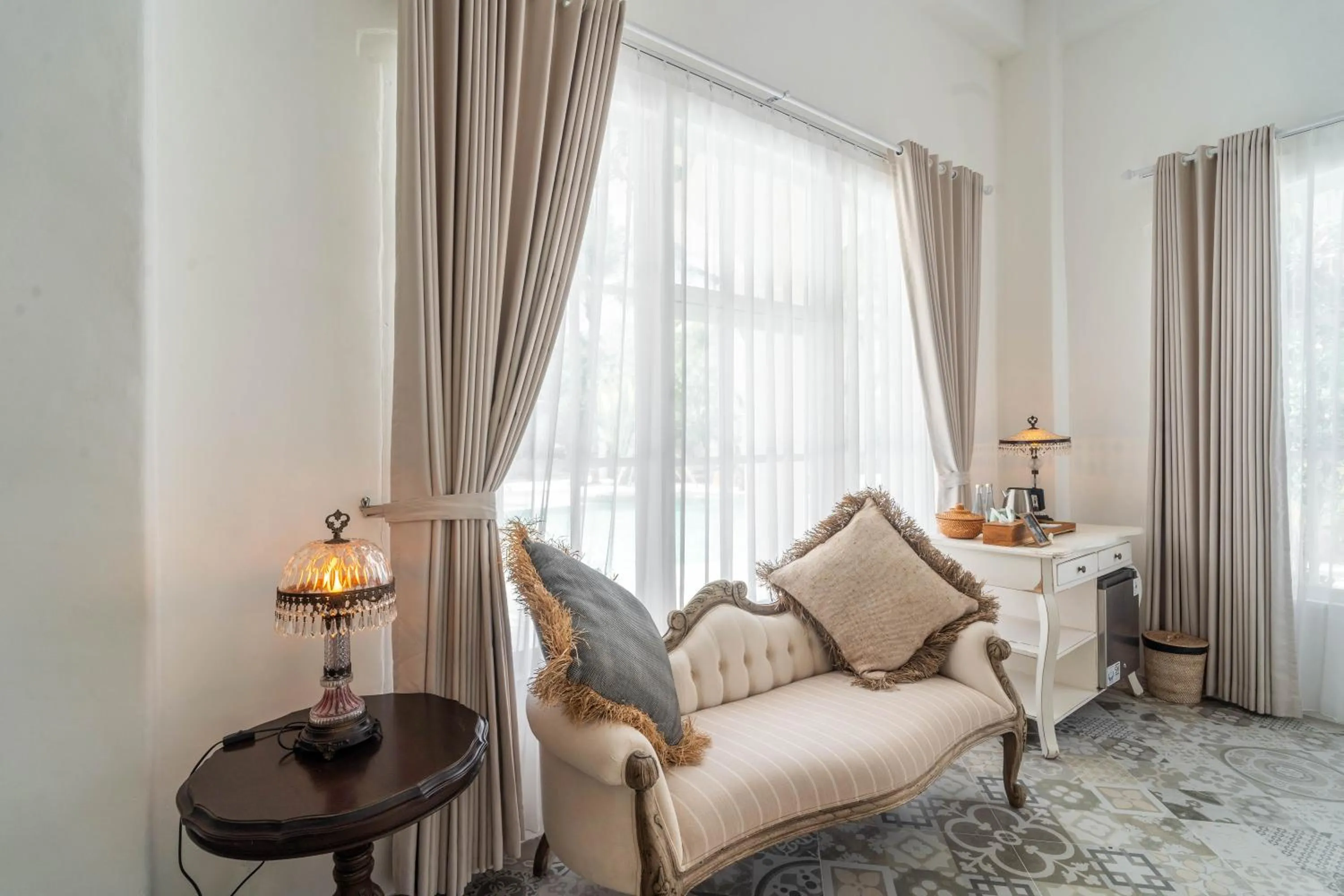 Seating area in La Santa Rosa