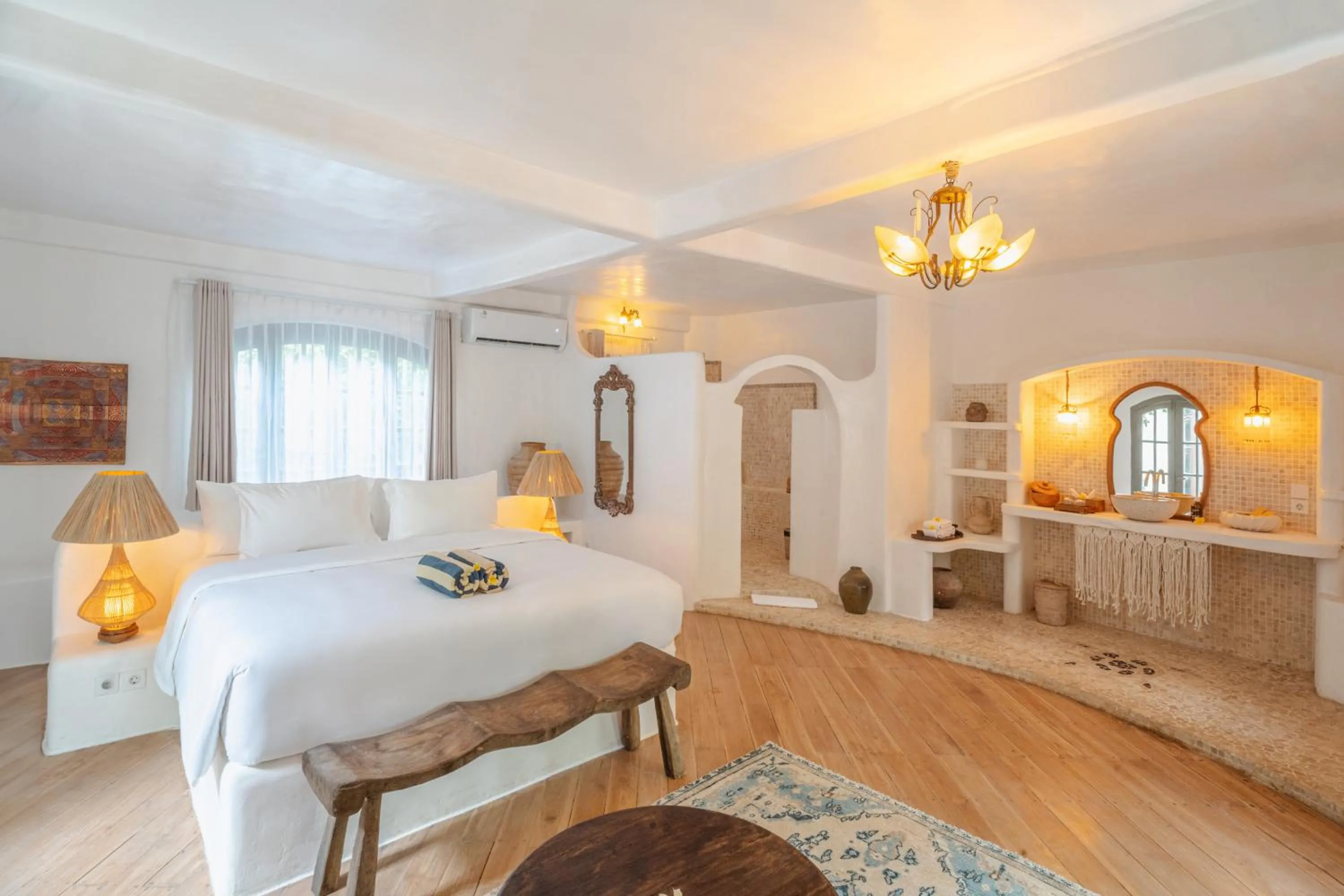 Bathroom, Bed in La Santa Rosa