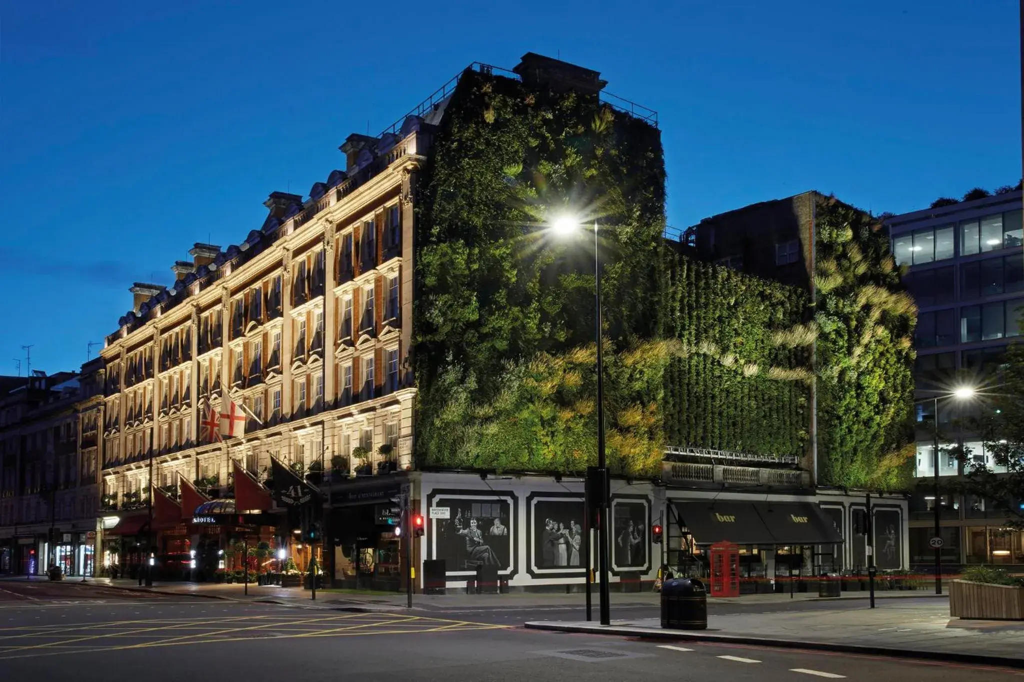 Property building in Rubens At The Palace Property building in Rubens At The Palace