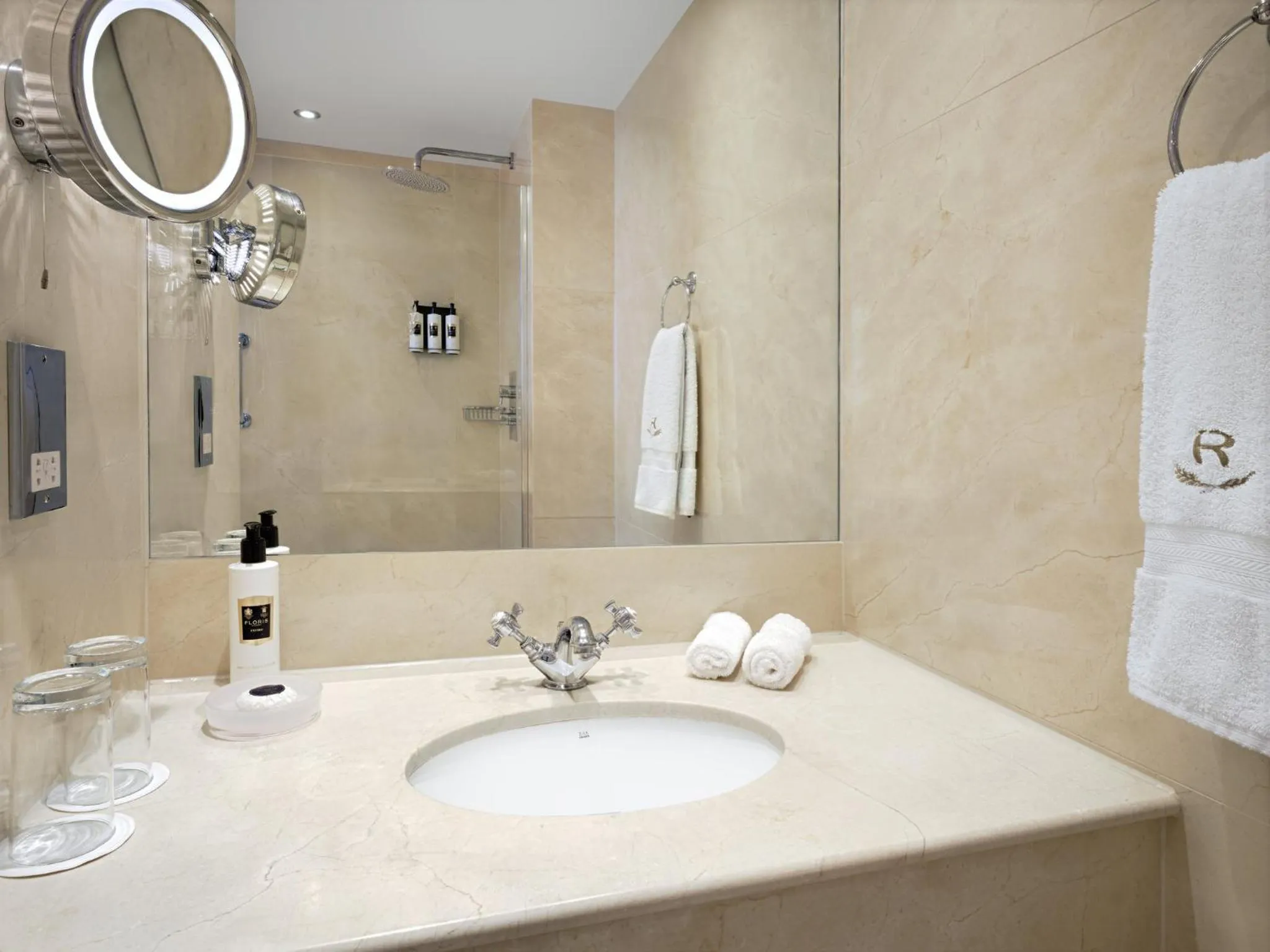 Bathroom in Rubens At The Palace