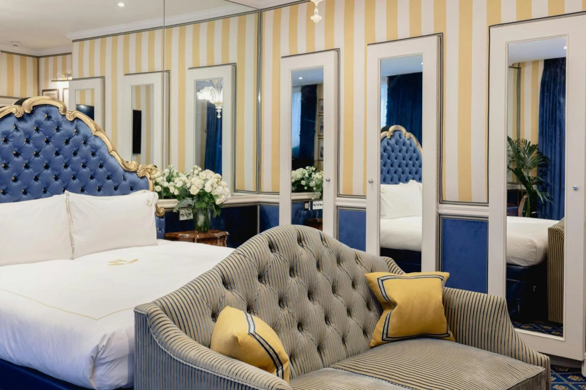 Photo of the whole room in Rubens At The Palace