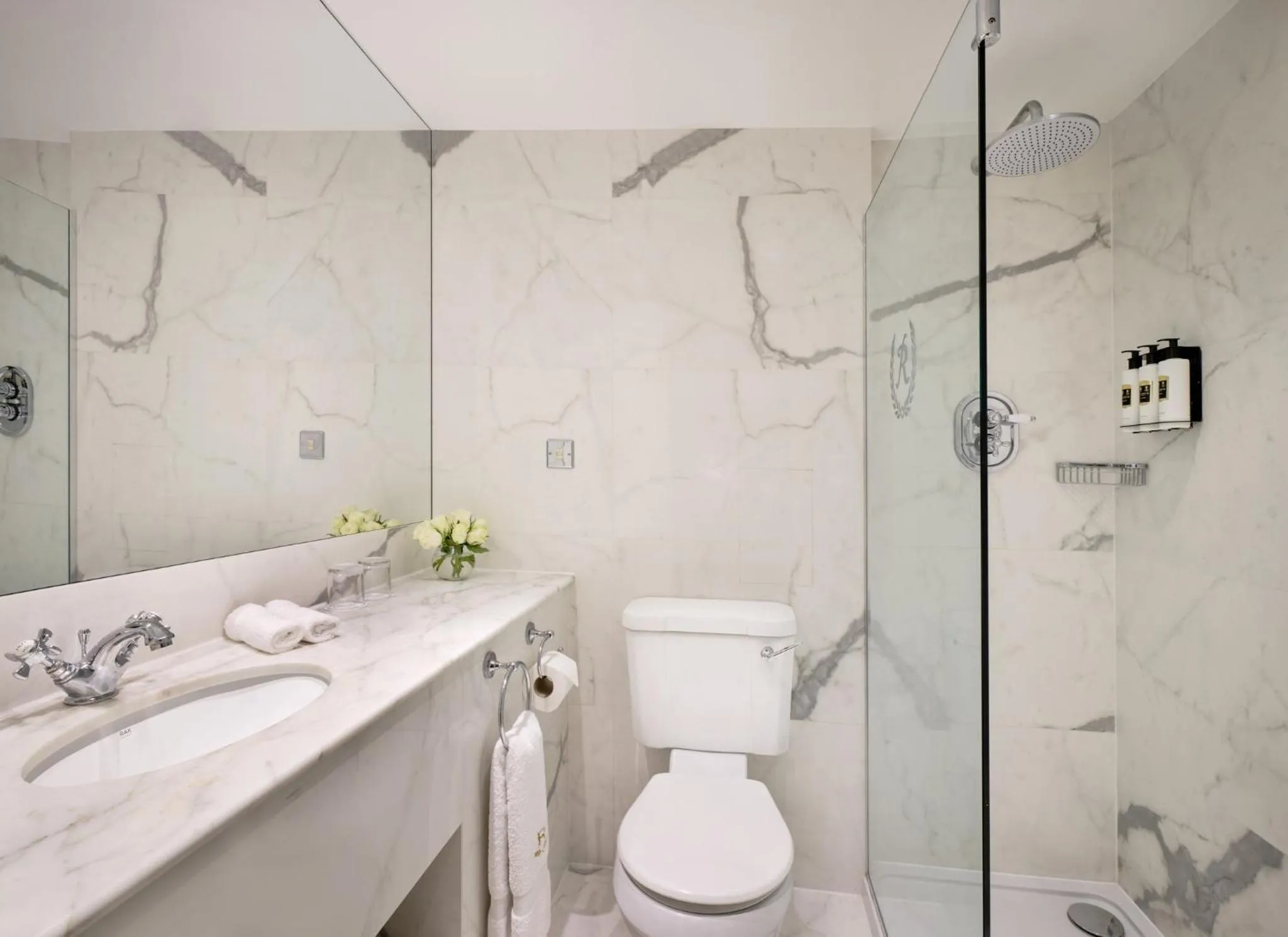 Bathroom in Rubens At The Palace