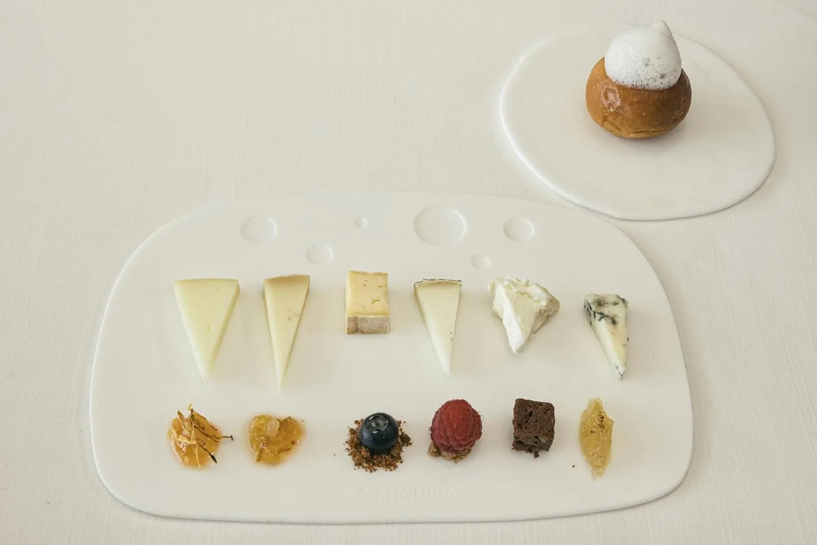 Restaurant/places to eat in Hotel Emporium - Adults Only