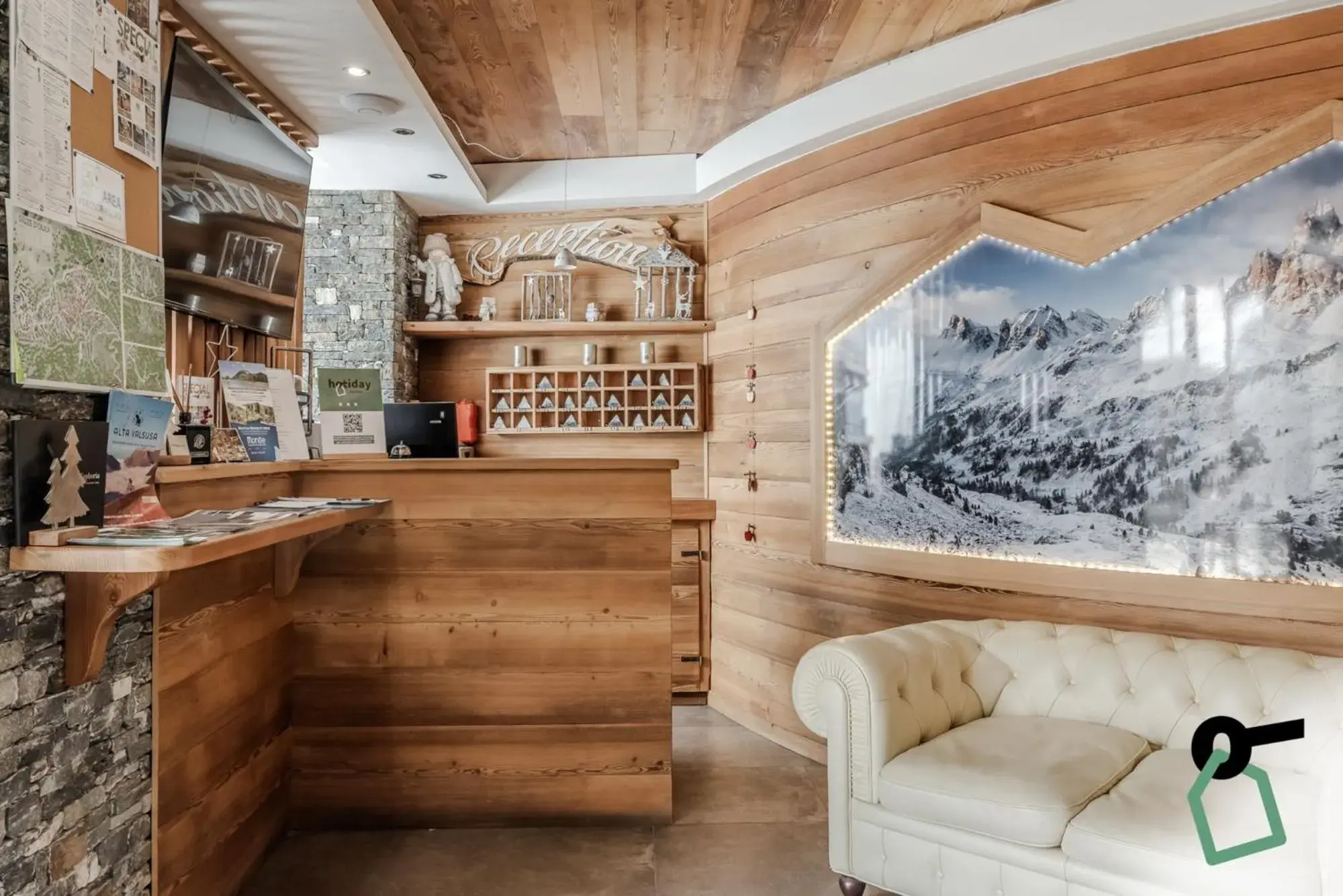 Lobby or reception in Hotiday Room Collection - Sauze Assietta Lobby or reception in Hotiday Room Collection - Sauze Assietta