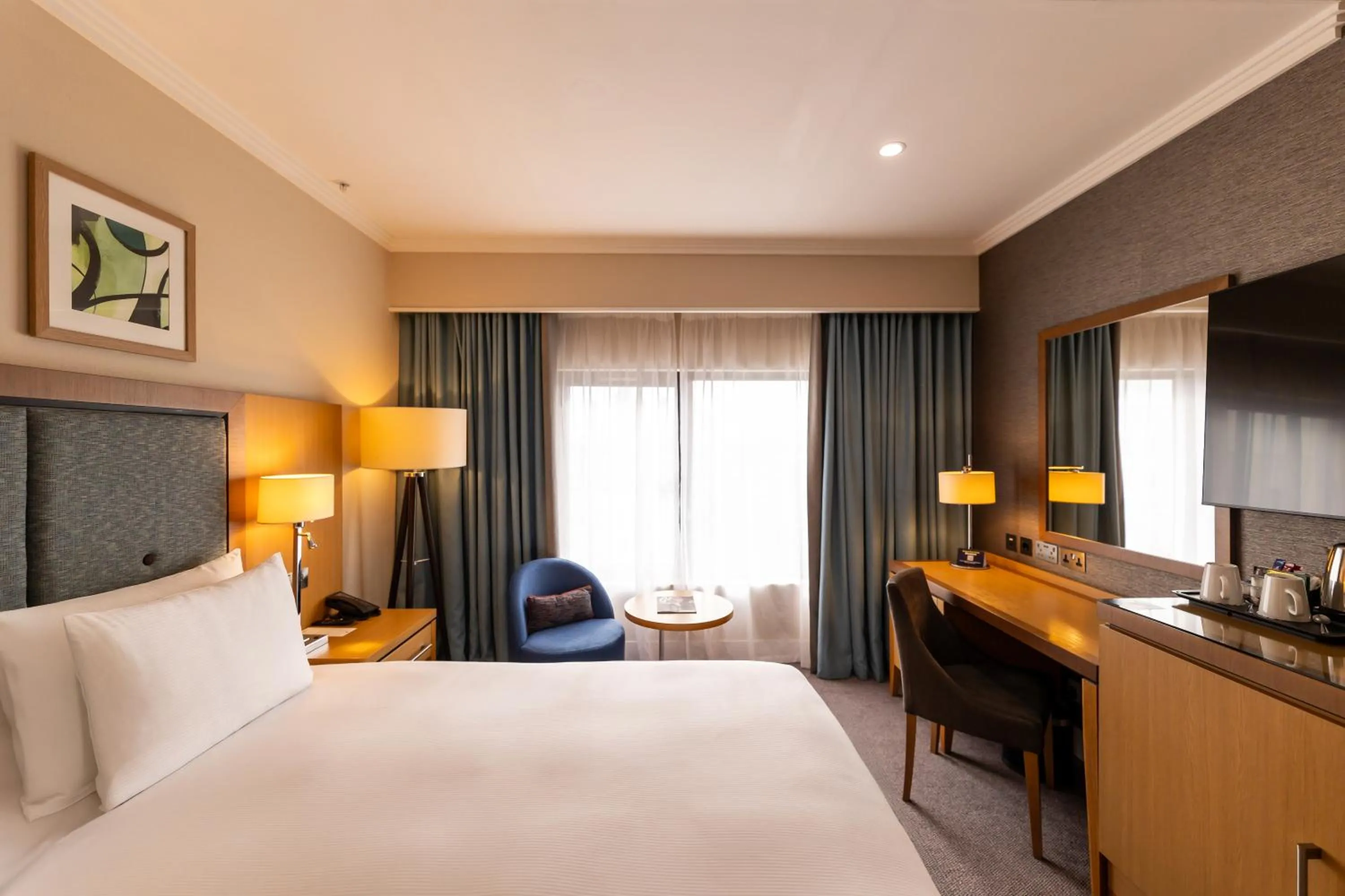 Bed in DoubleTree by Hilton London Victoria