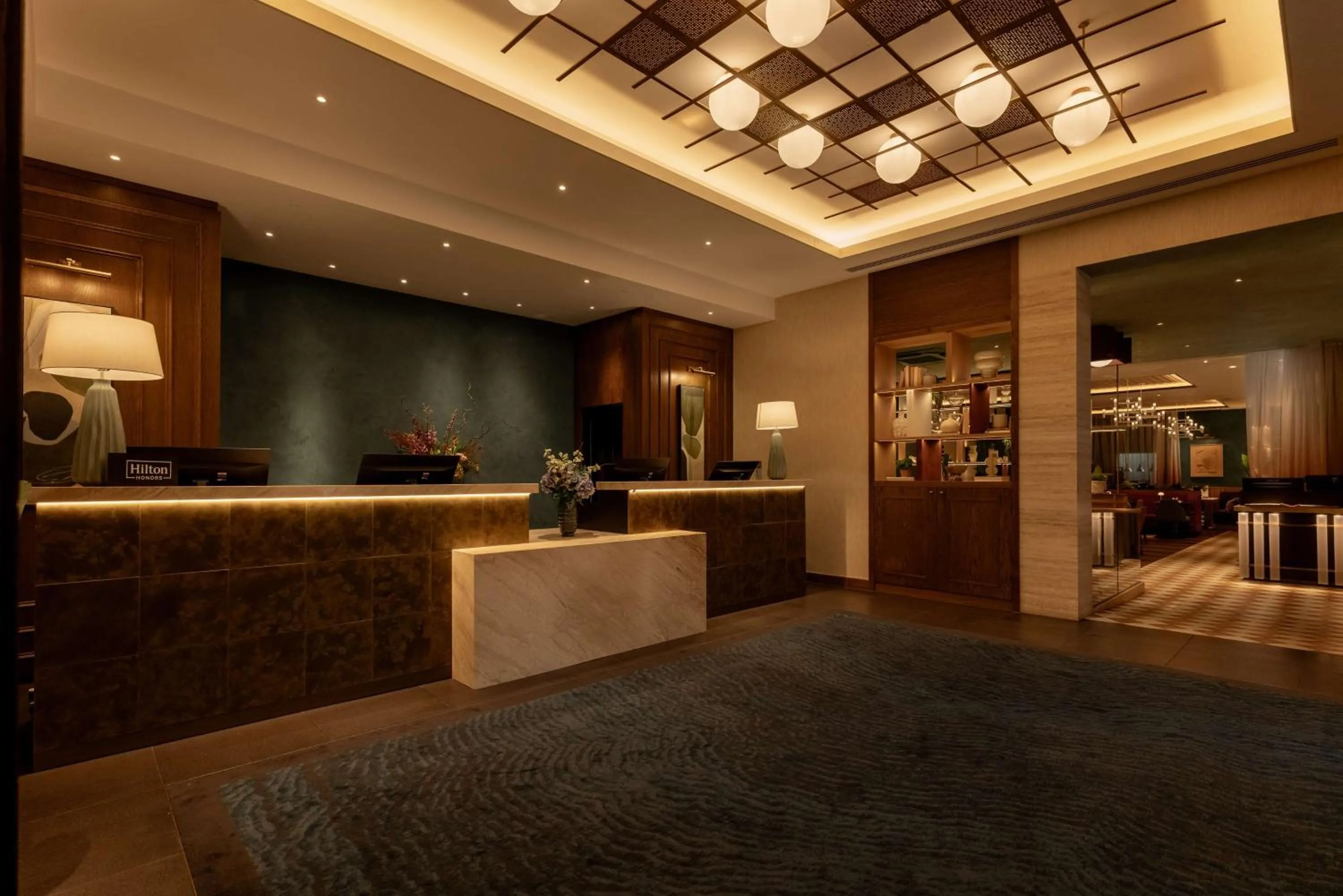 Lobby or reception in DoubleTree by Hilton London Victoria