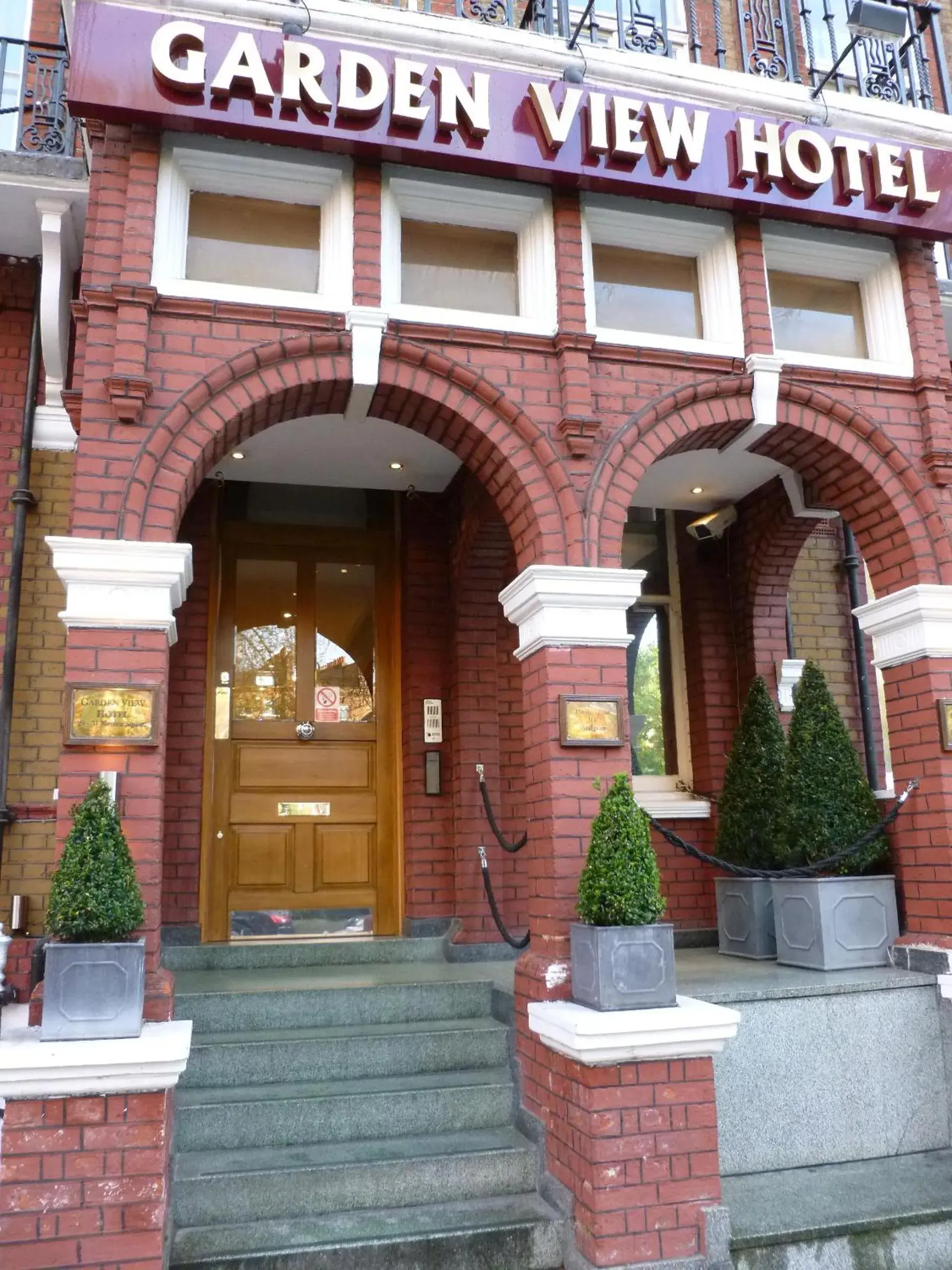 Facade/entrance in Garden View Hotel Facade/entrance in Garden View Hotel