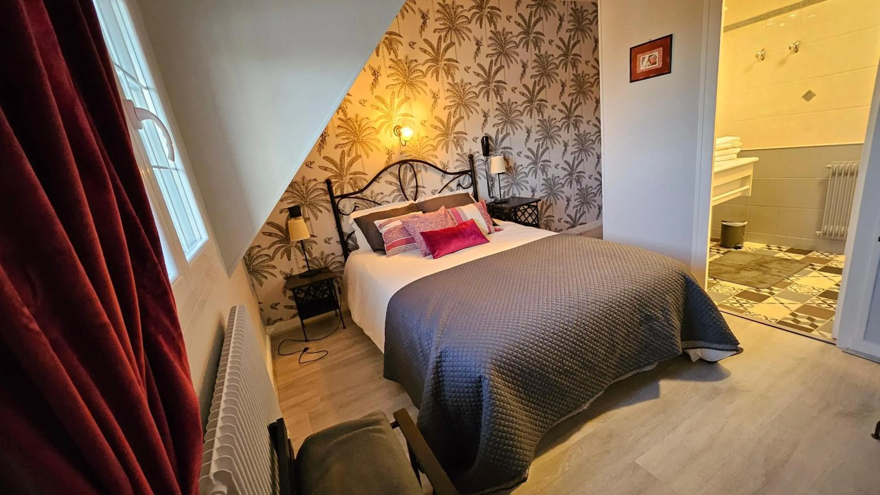 Bed in Auberge de la Marine