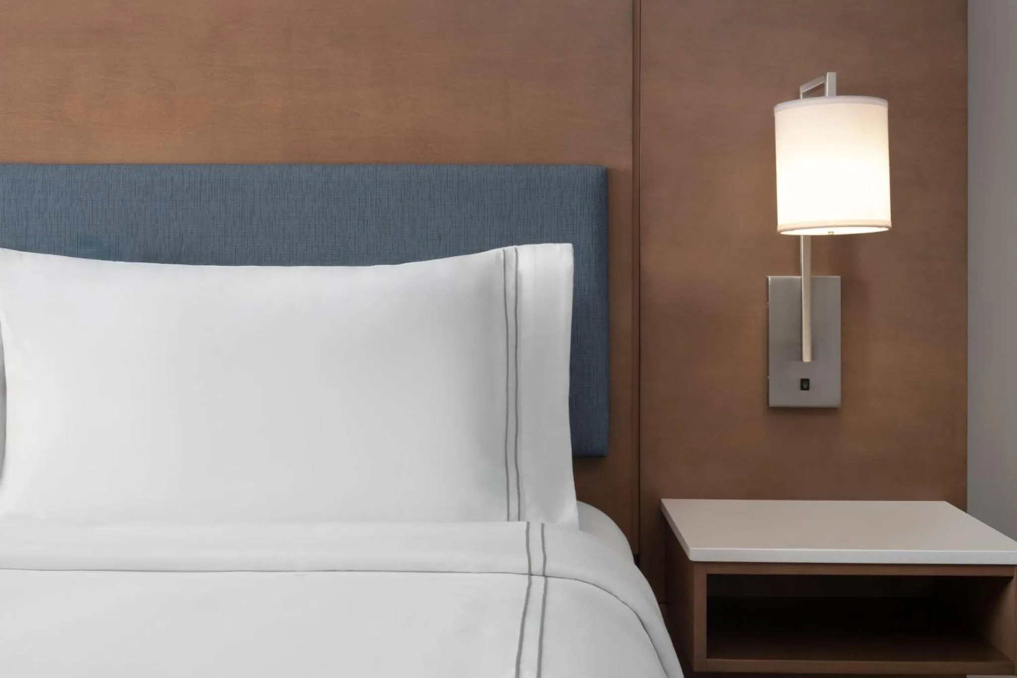 Photo of the whole room, Bed in EVEN Hotel Miami - Doral Area by IHG