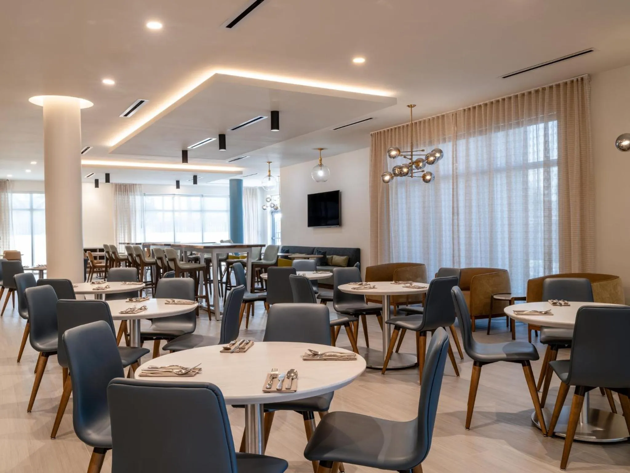 Restaurant/places to eat in EVEN Hotel Miami - Doral Area by IHG