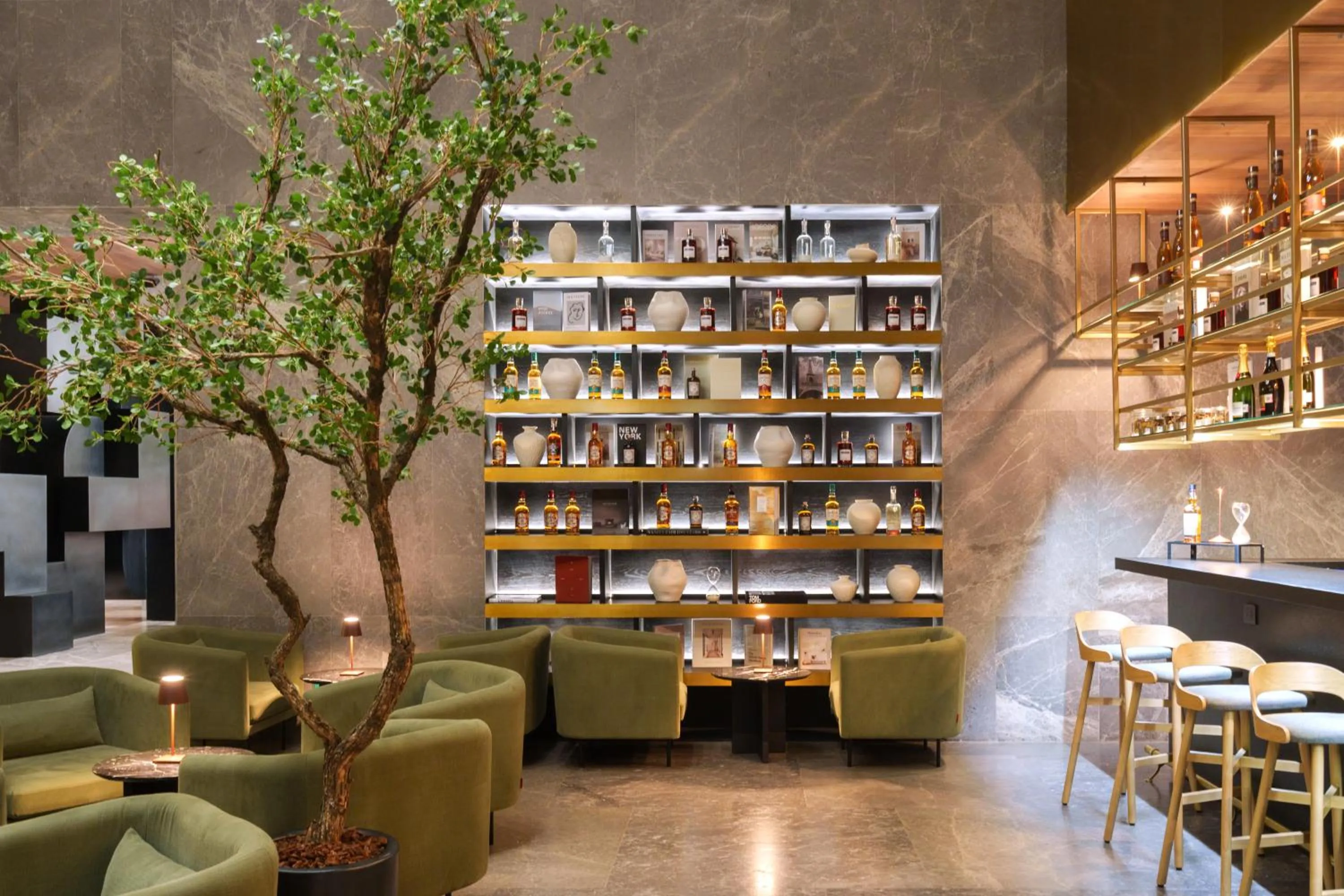 Lounge or bar in Presidente InterContinental Monterrey by IHG