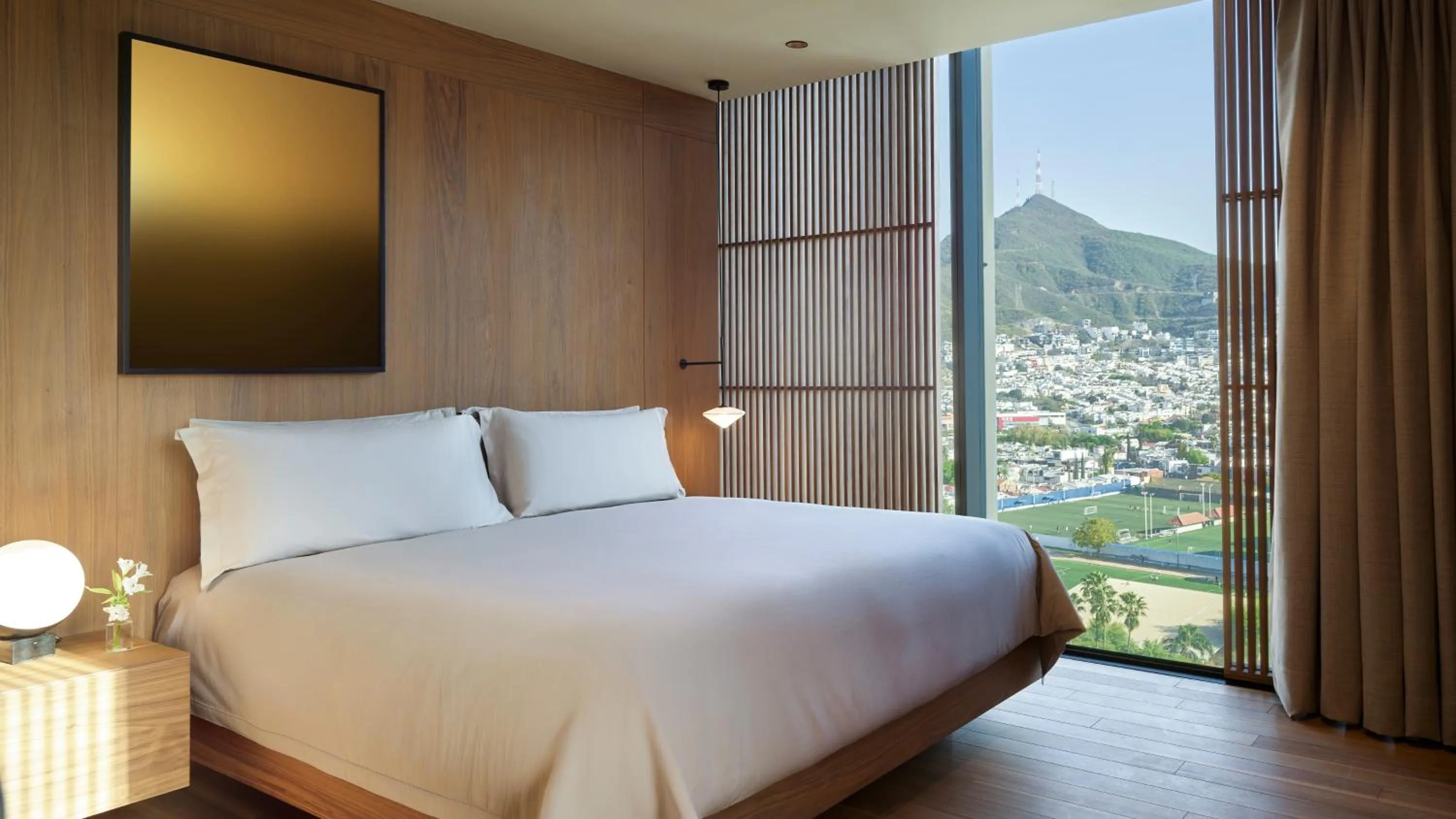 Bed in Presidente InterContinental Monterrey by IHG
