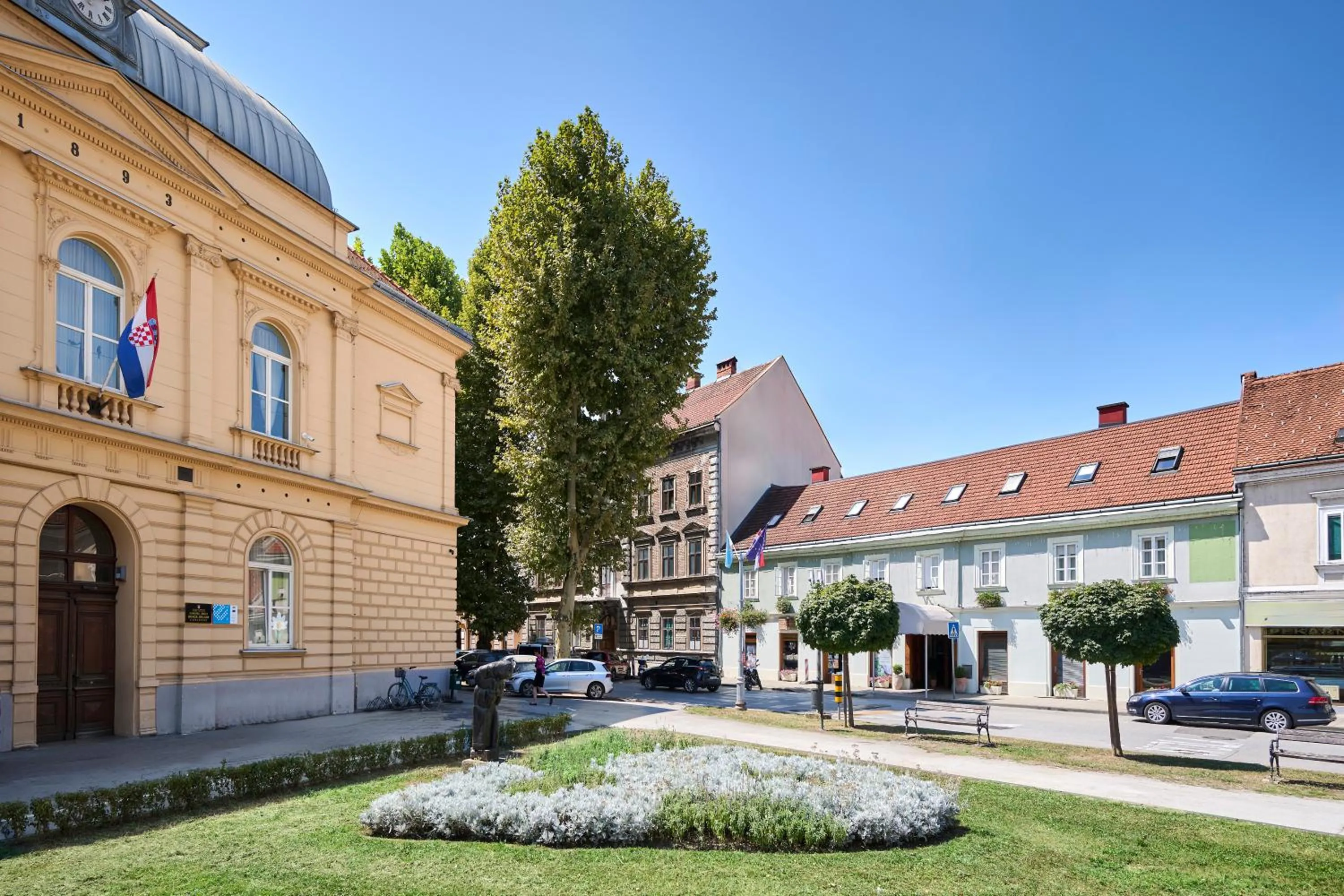 Property building in Hotel Kadoor