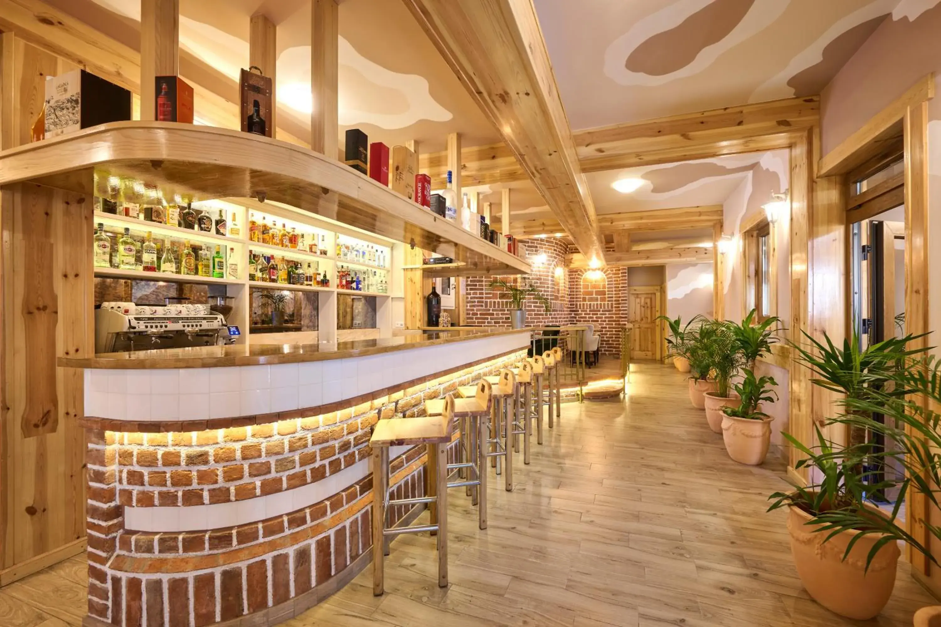 Restaurant/places to eat in Hotel Kadoor Restaurant/places to eat in Hotel Kadoor