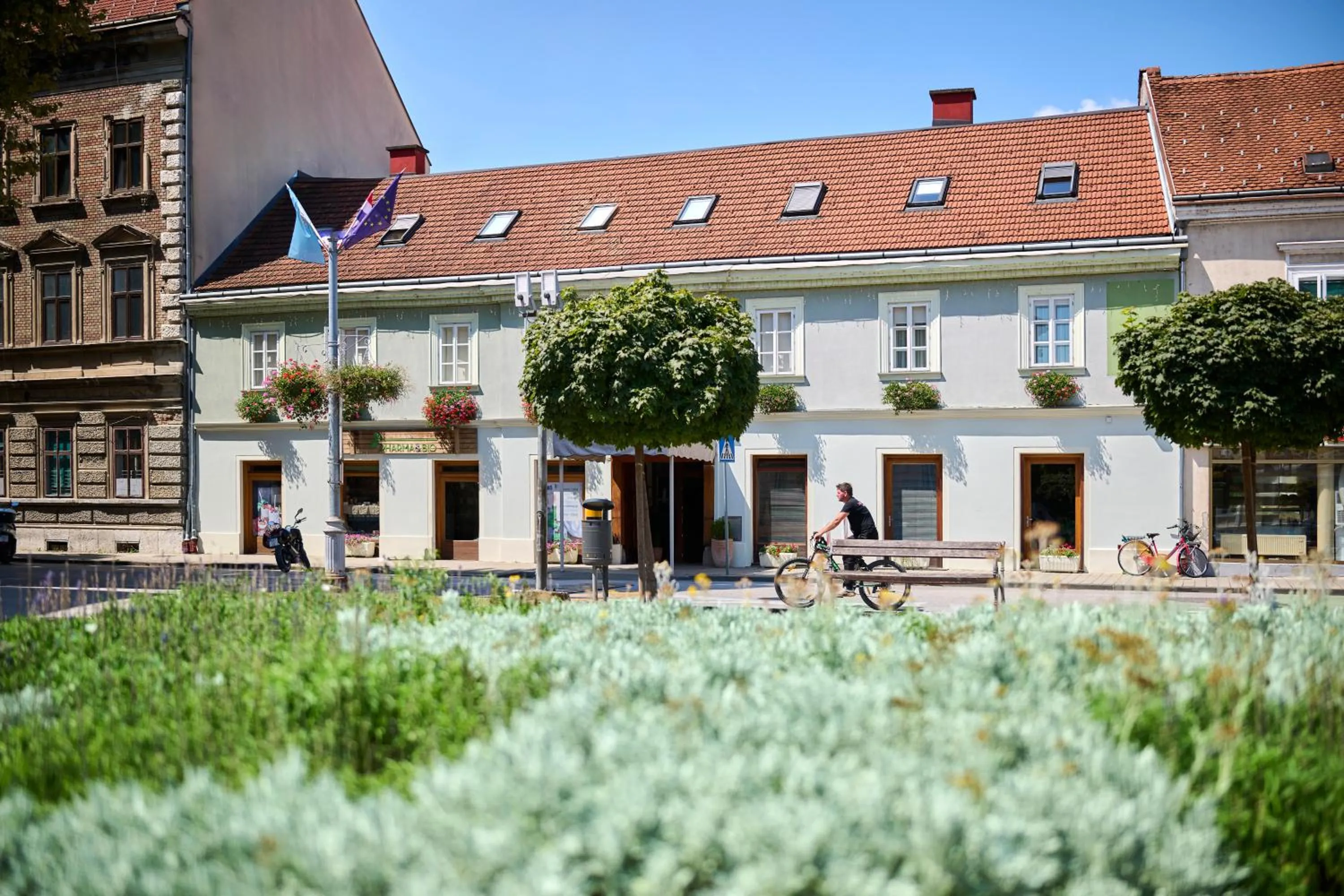 Property building in Hotel Kadoor