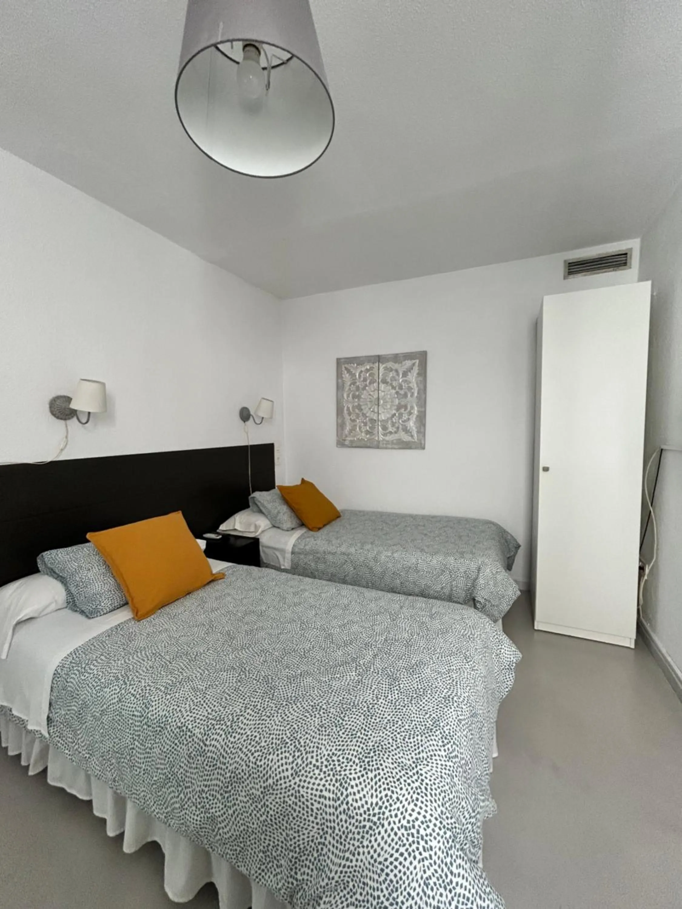 Bed in Hostal Berlin