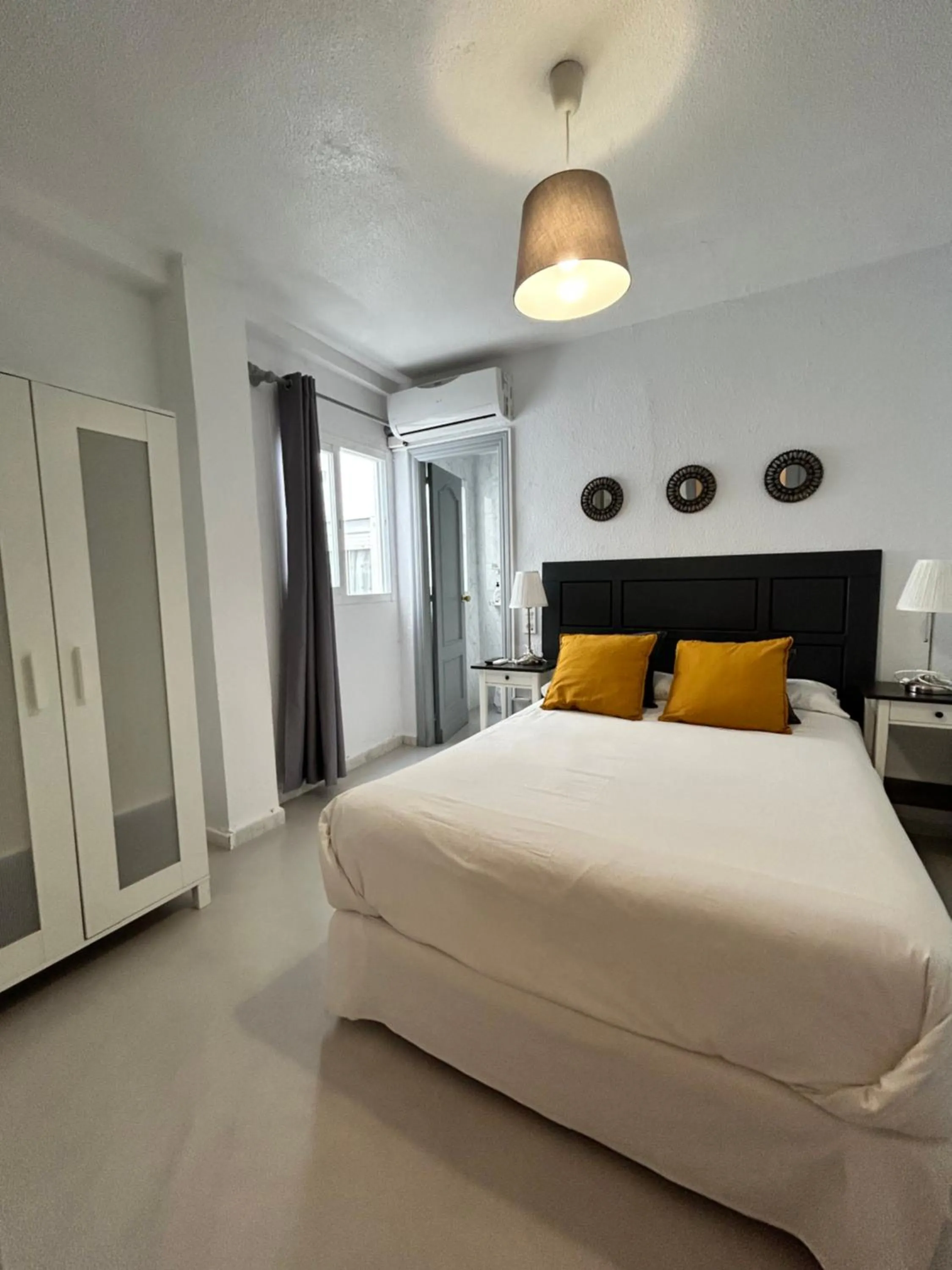 Bed in Hostal Berlin