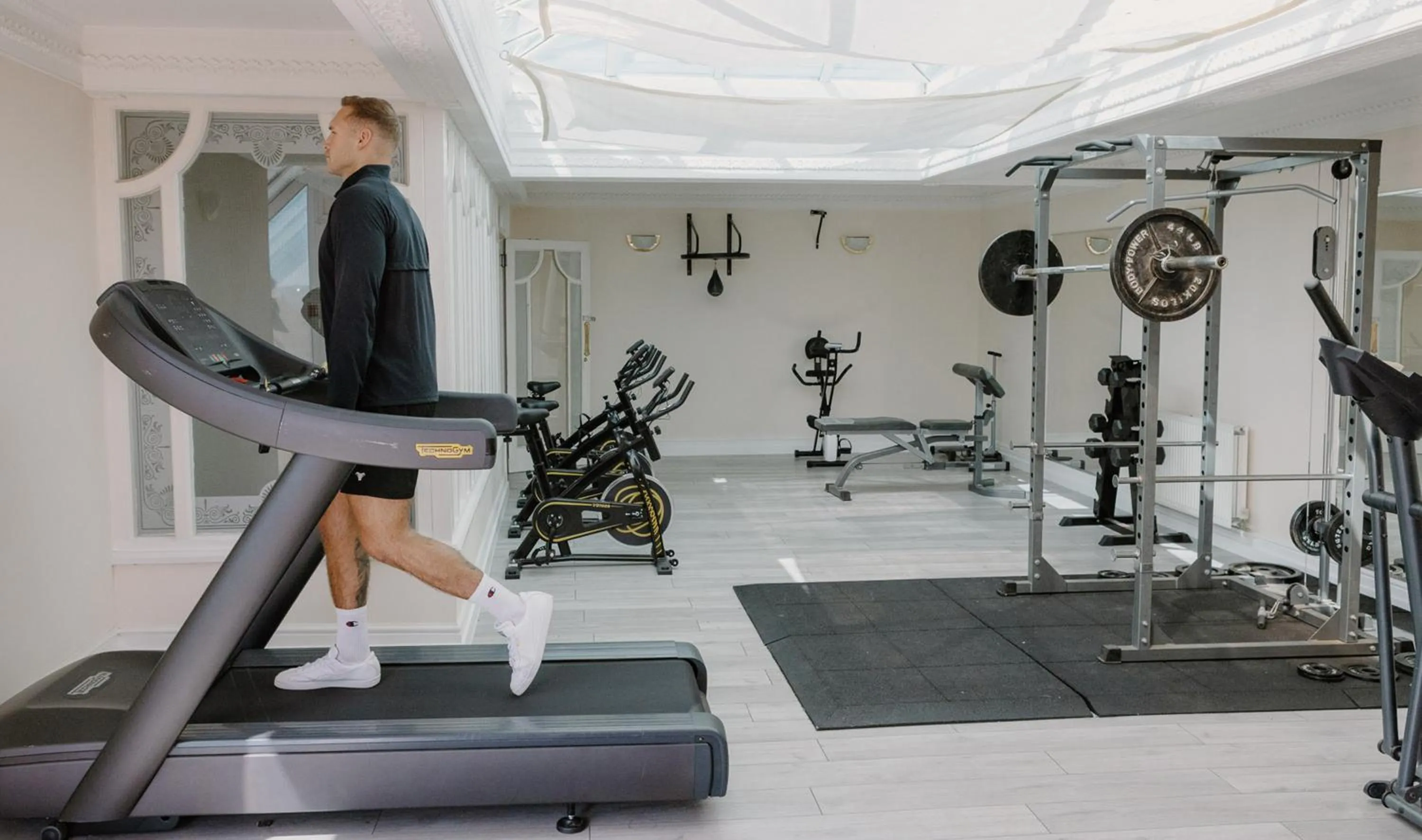 Fitness centre/facilities in Durrant House Hotel