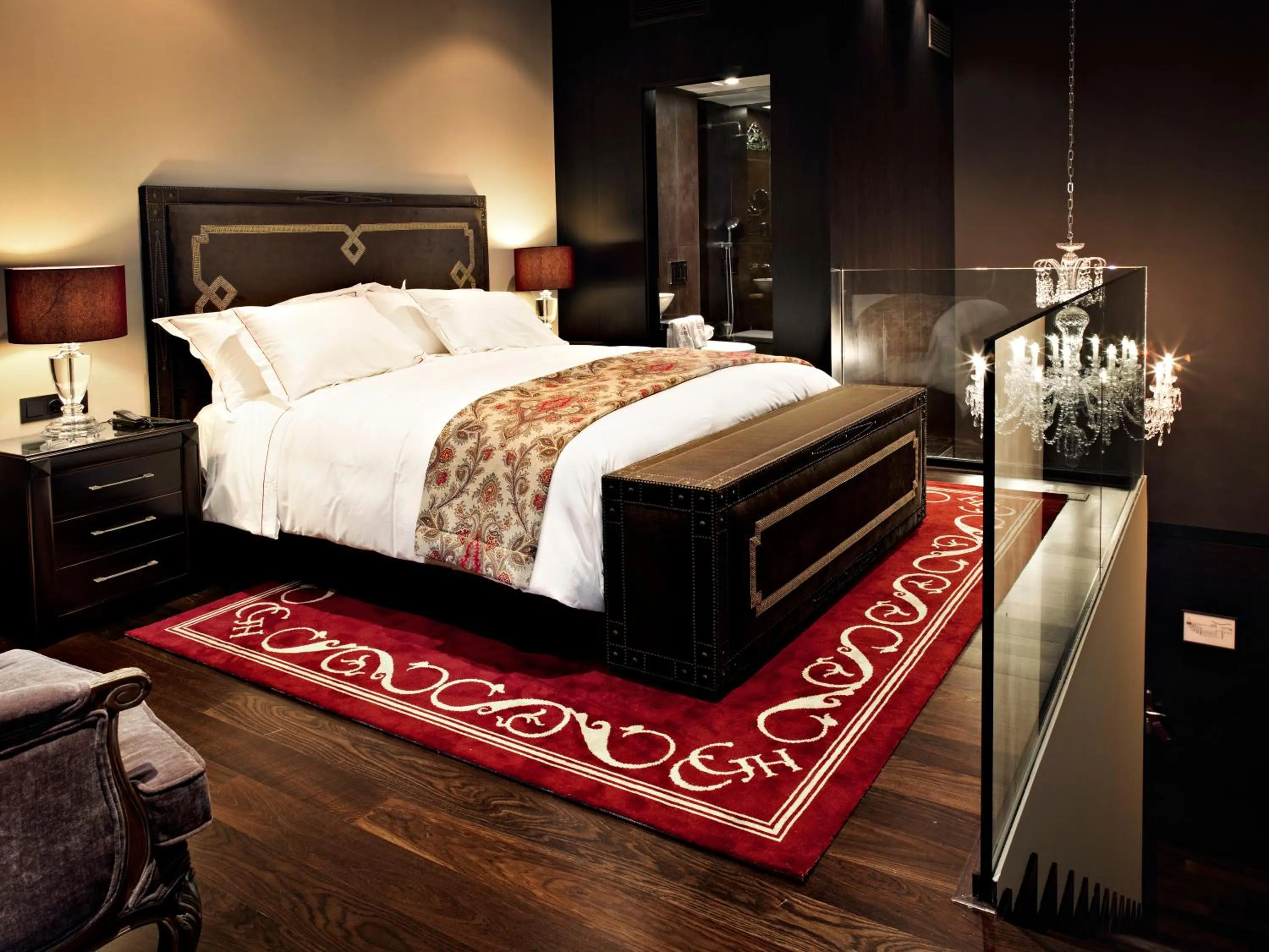 Photo of the whole room, Bed in Hotel Castillo de Gorraiz&Spa