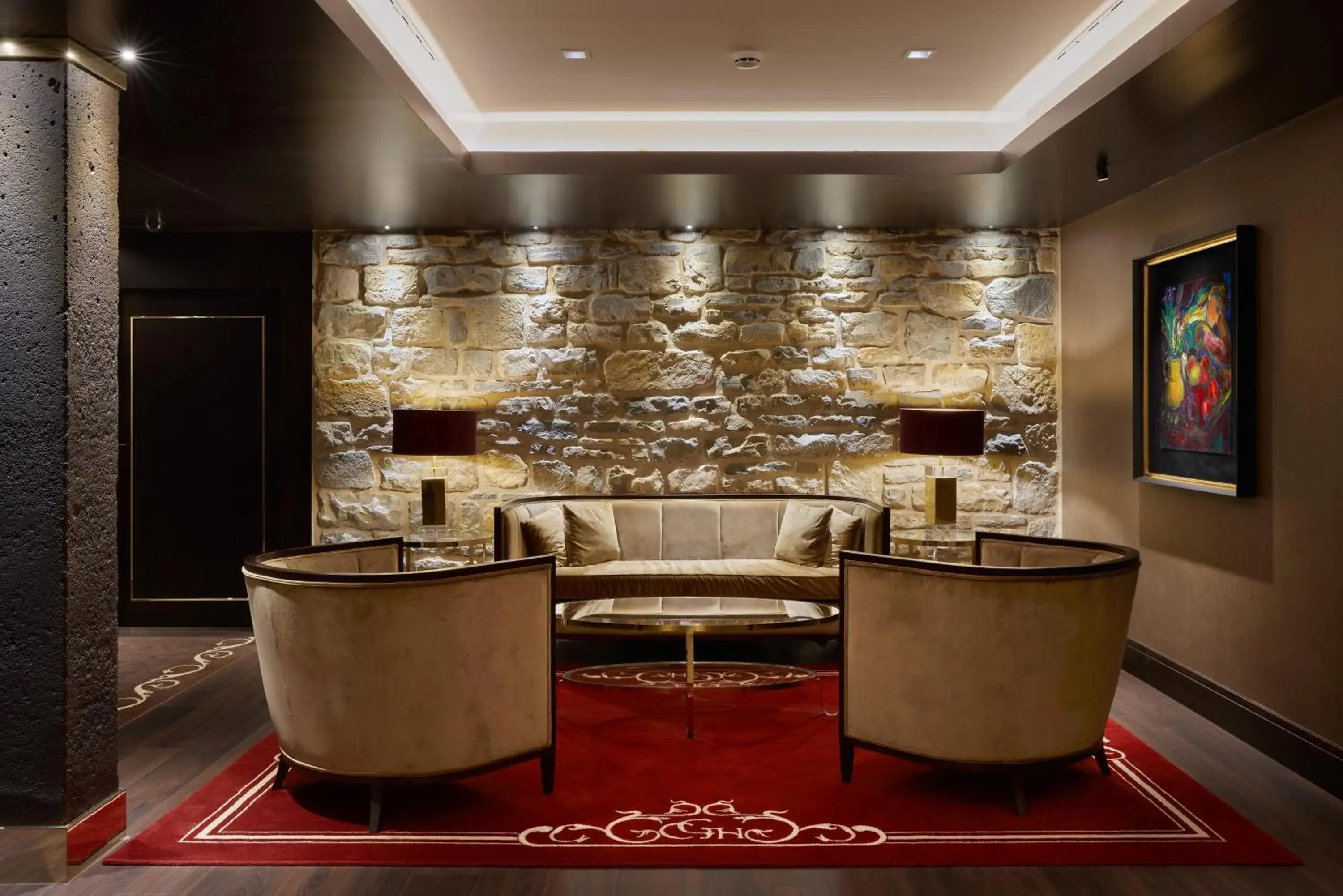 Living room in Hotel Castillo de Gorraiz&Spa Living room in Hotel Castillo de Gorraiz&Spa