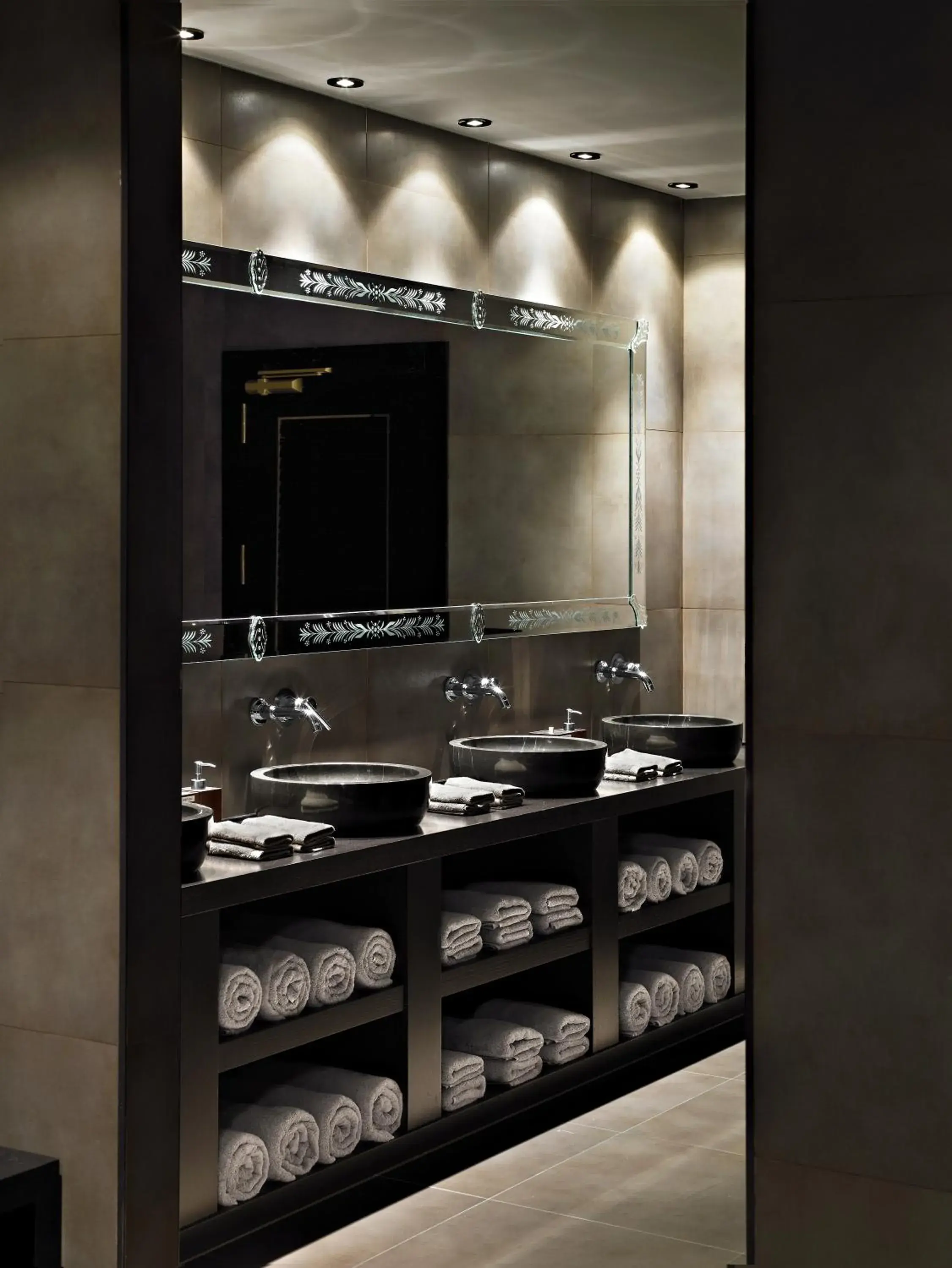 Spa and wellness centre/facilities in Hotel Castillo de Gorraiz&Spa Spa and wellness centre/facilities in Hotel Castillo de Gorraiz&Spa