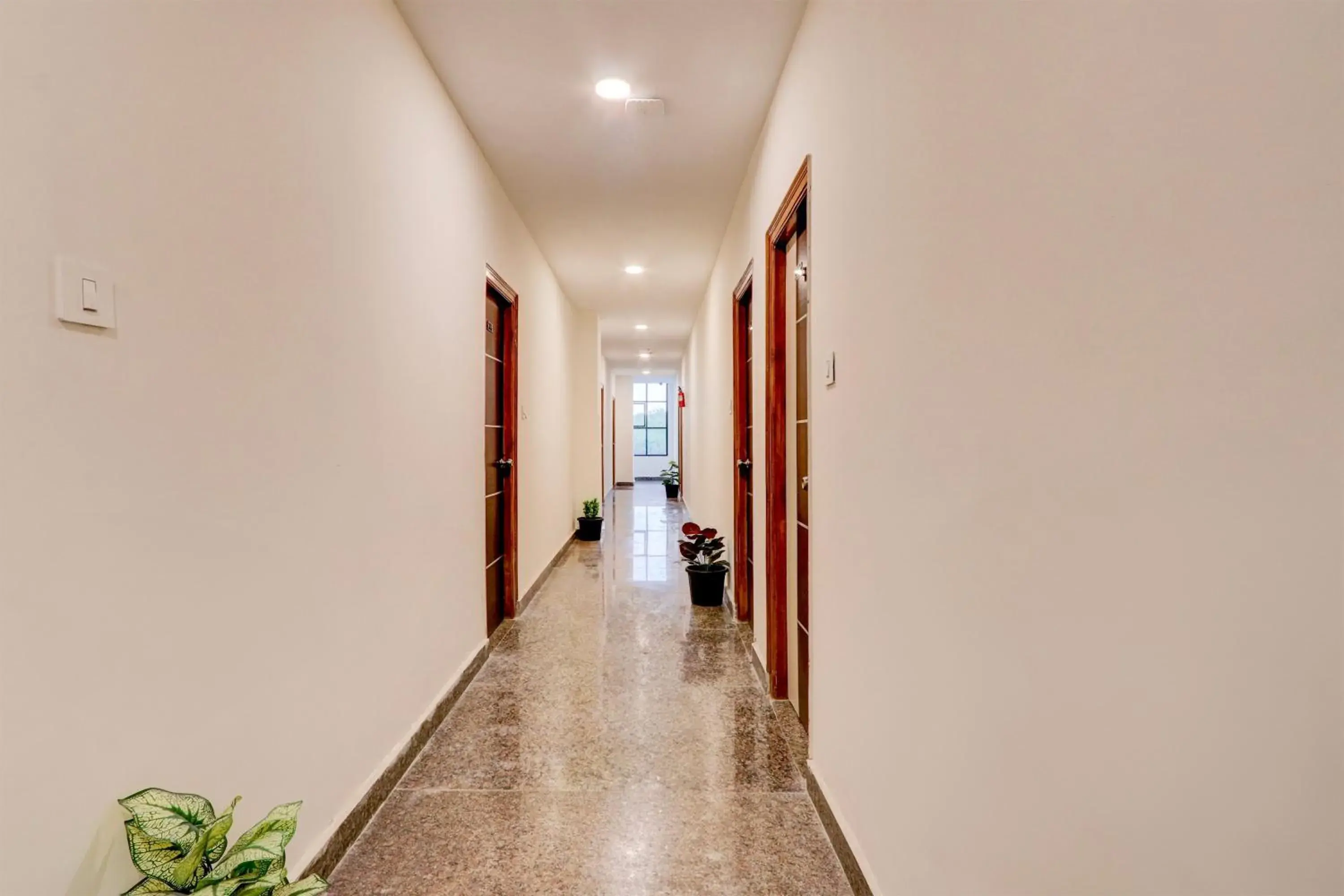 Lobby or reception in Super Townhouse OAK BHOOJA HOTELS Lobby or reception in Super Townhouse OAK BHOOJA HOTELS