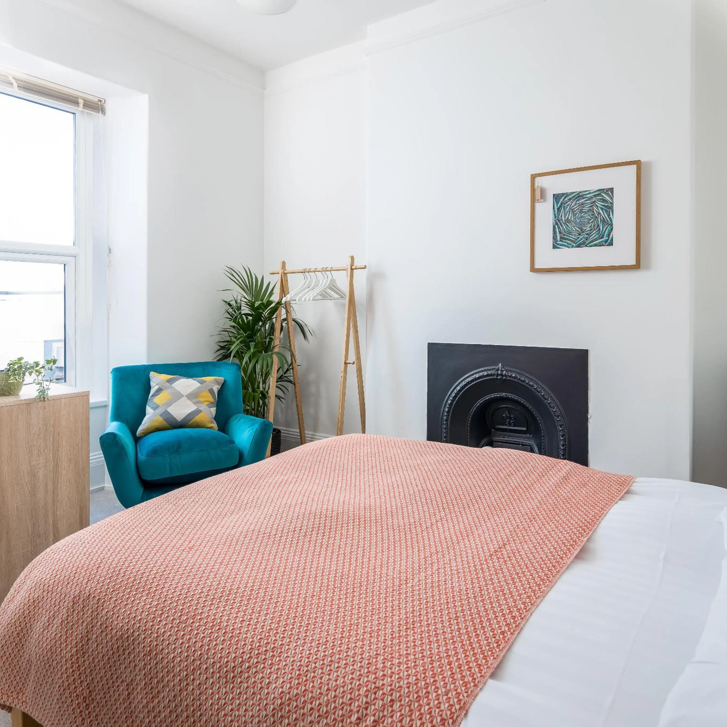 Bedroom, Bed in The Edge Of The Beach formally The Edgcumbe Hotel