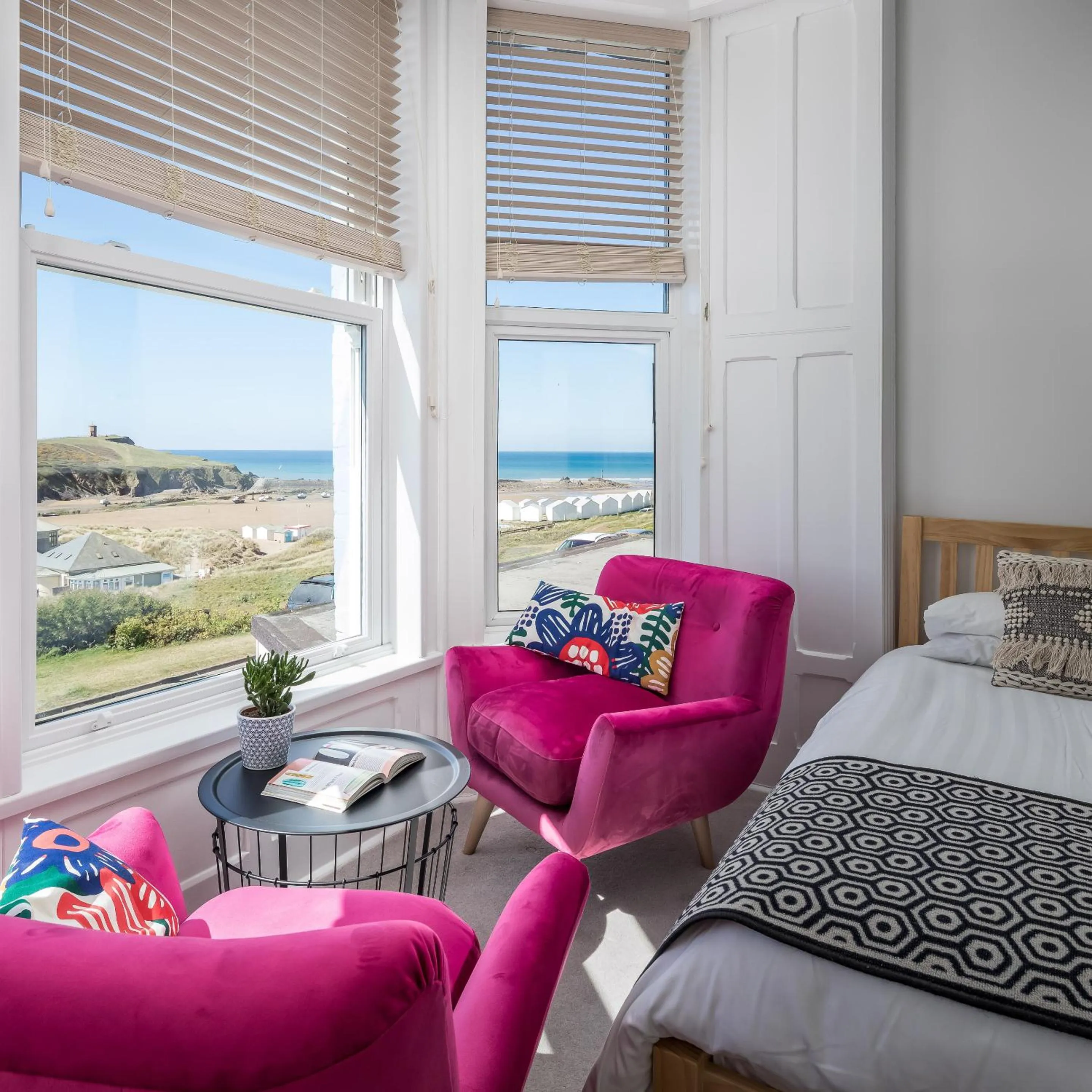 Bedroom, Bed in The Edge Of The Beach formally The Edgcumbe Hotel