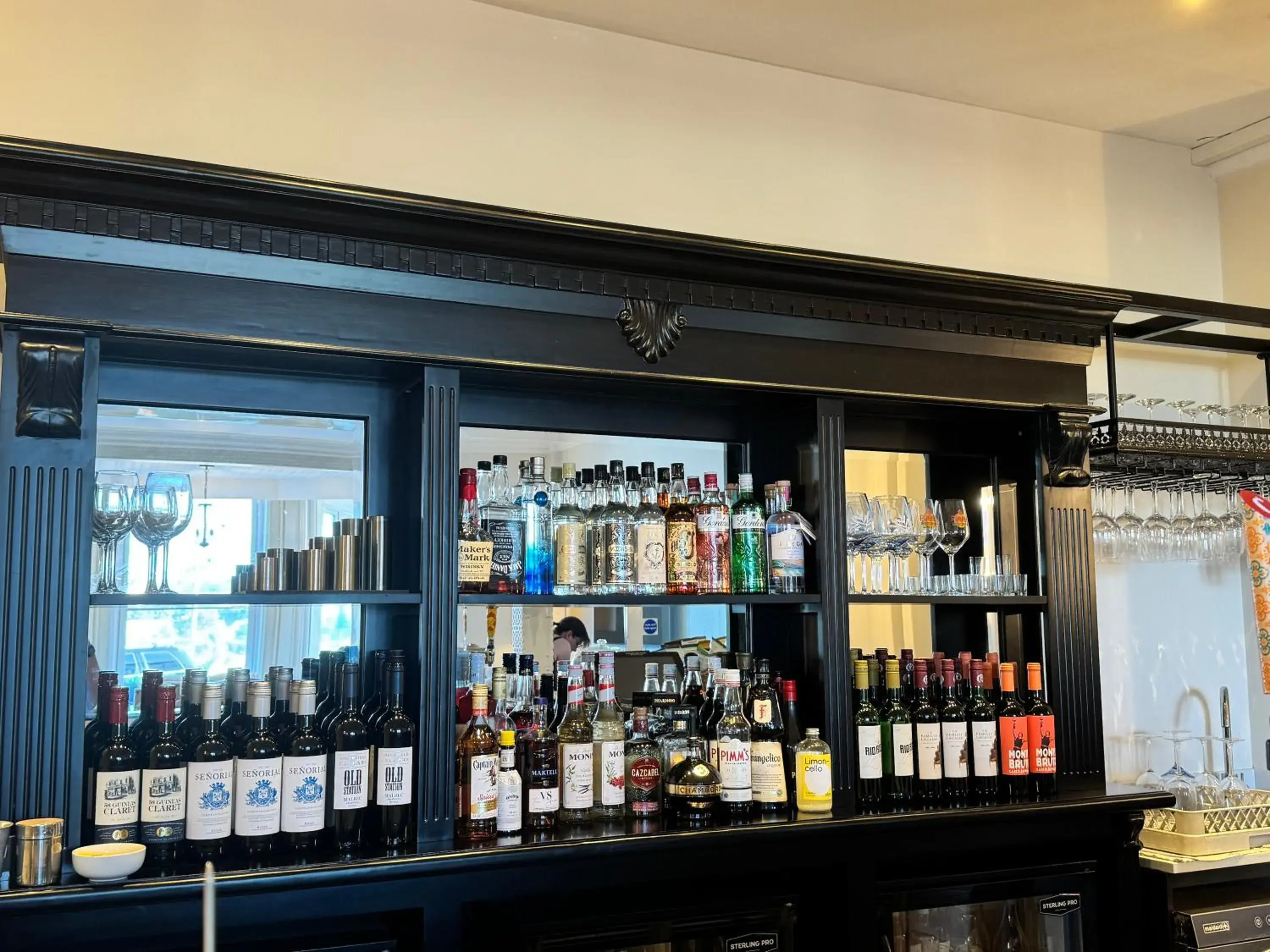 Lounge or bar in The Edge Of The Beach formally The Edgcumbe Hotel Lounge or bar in The Edge Of The Beach formally The Edgcumbe Hotel