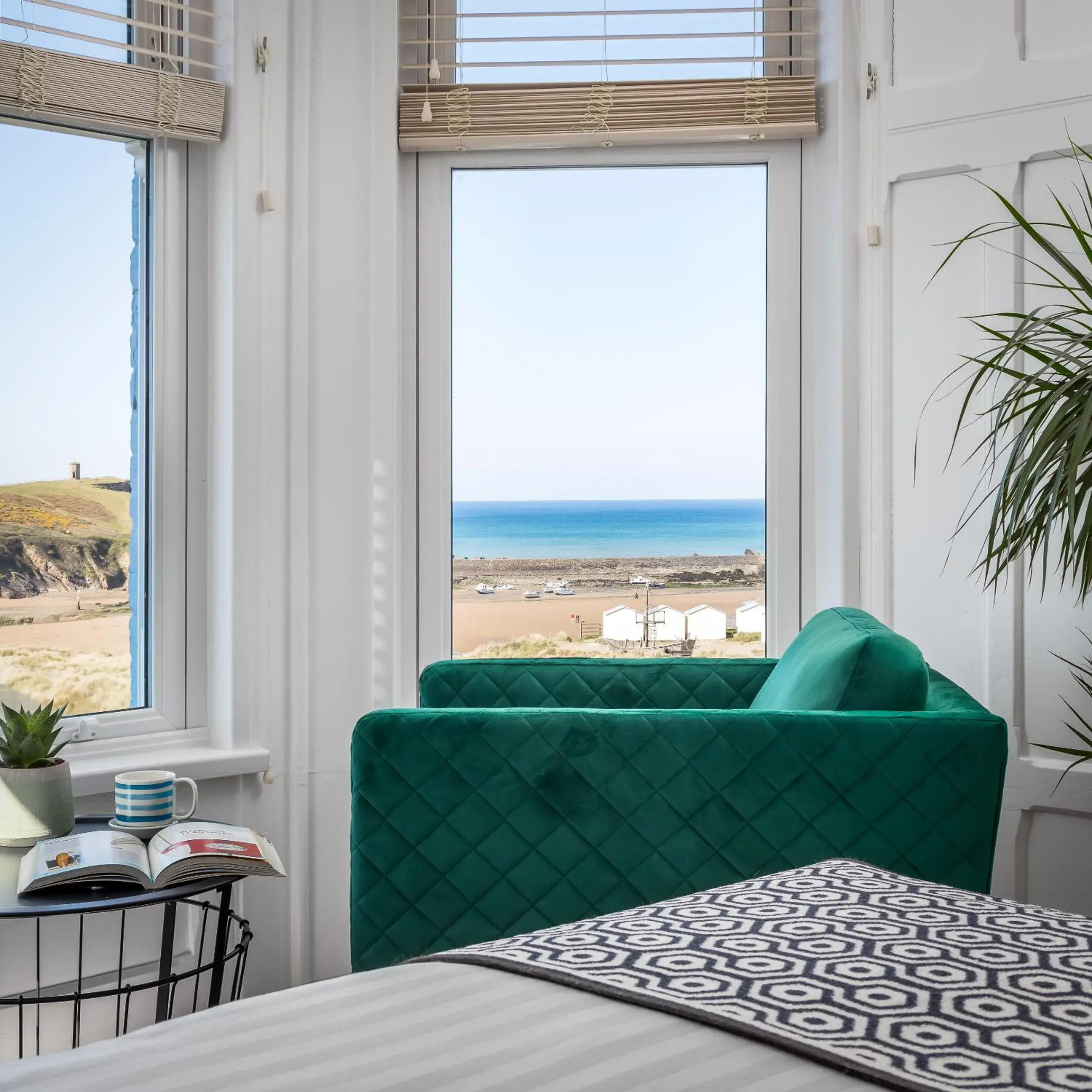 Bedroom, Bed in The Edge Of The Beach formally The Edgcumbe Hotel Bedroom, Bed in The Edge Of The Beach formally The Edgcumbe Hotel