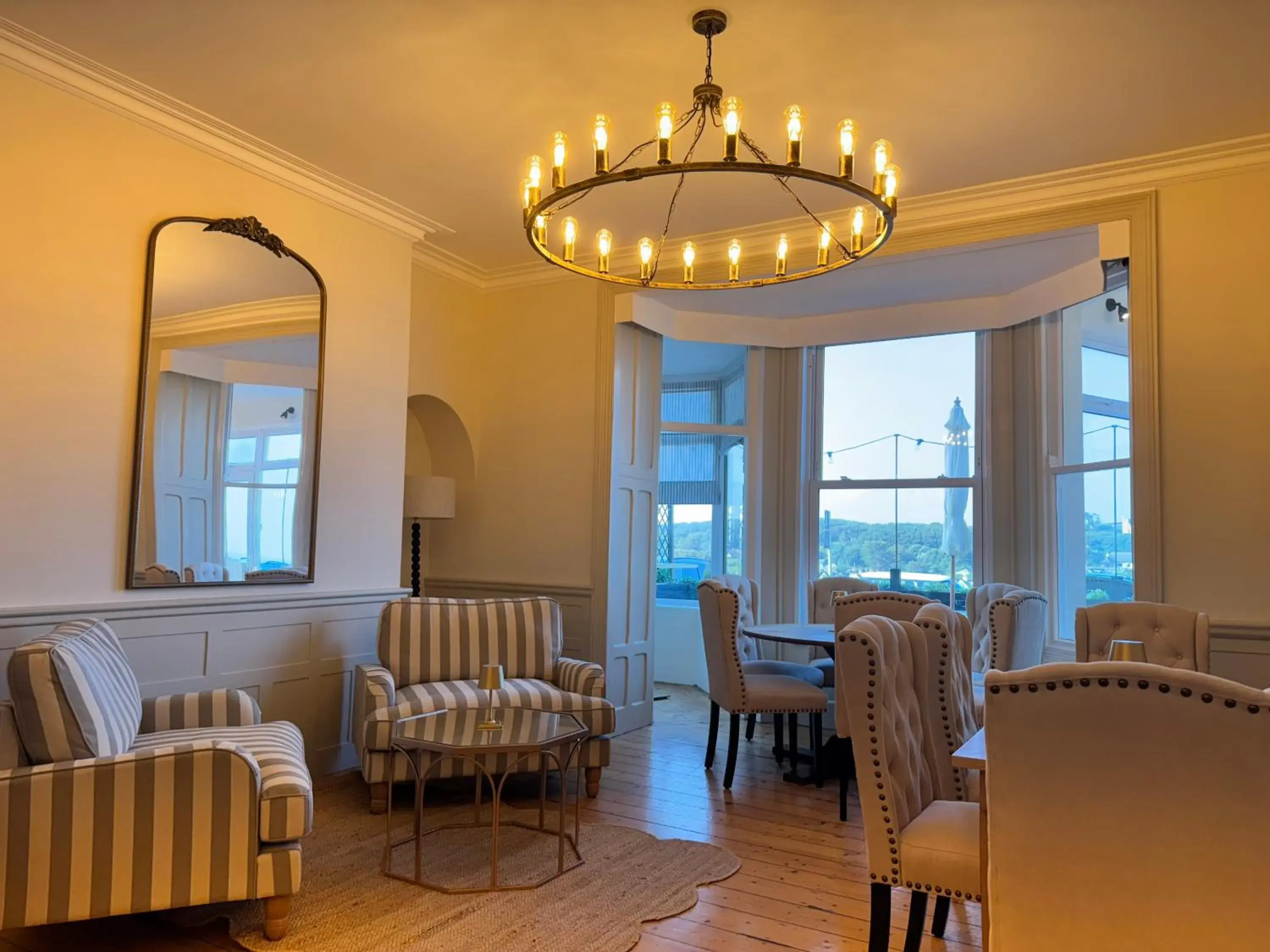 Lounge or bar in The Edge Of The Beach formally The Edgcumbe Hotel Lounge or bar in The Edge Of The Beach formally The Edgcumbe Hotel