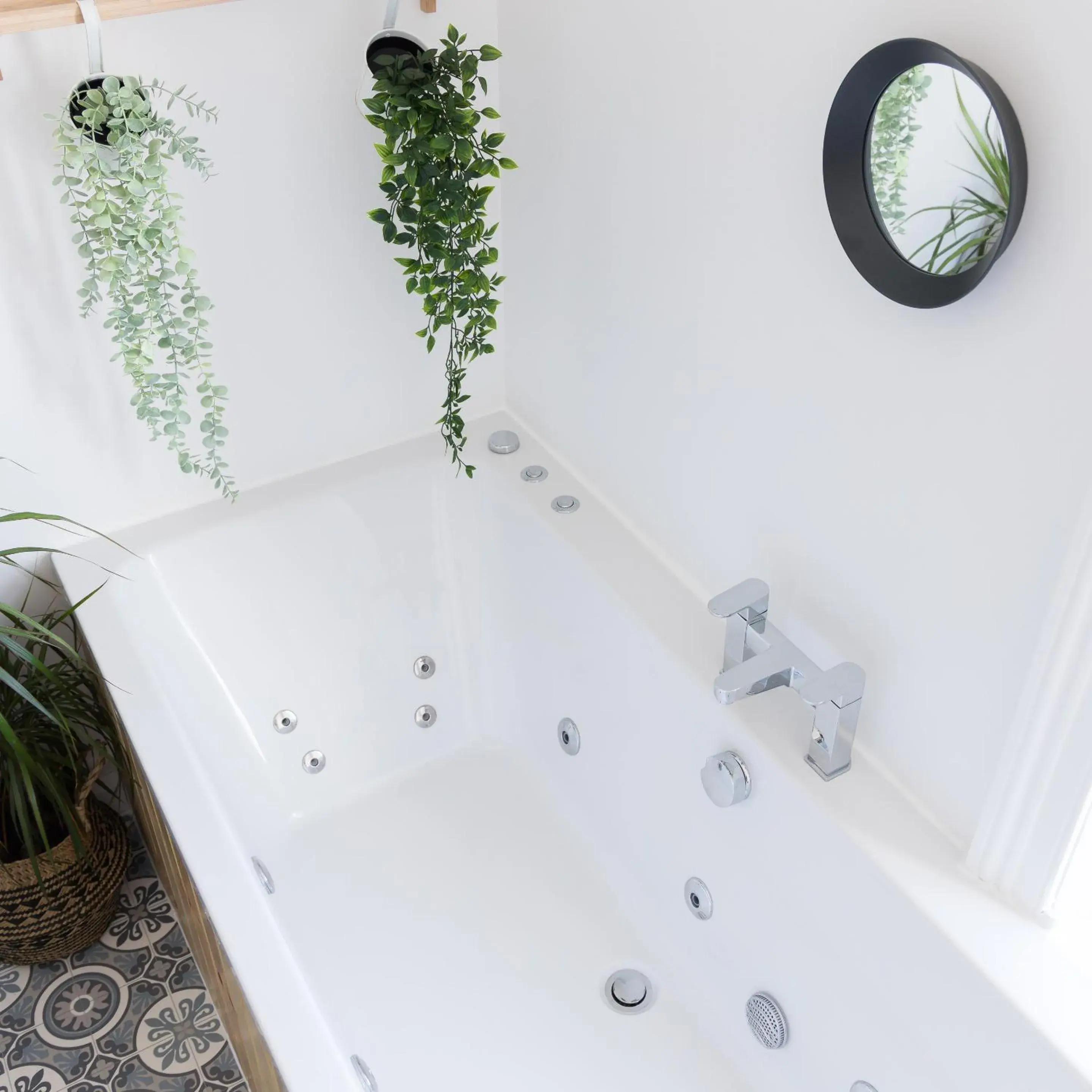 Bathroom in The Edge Of The Beach formally The Edgcumbe Hotel Bathroom in The Edge Of The Beach formally The Edgcumbe Hotel