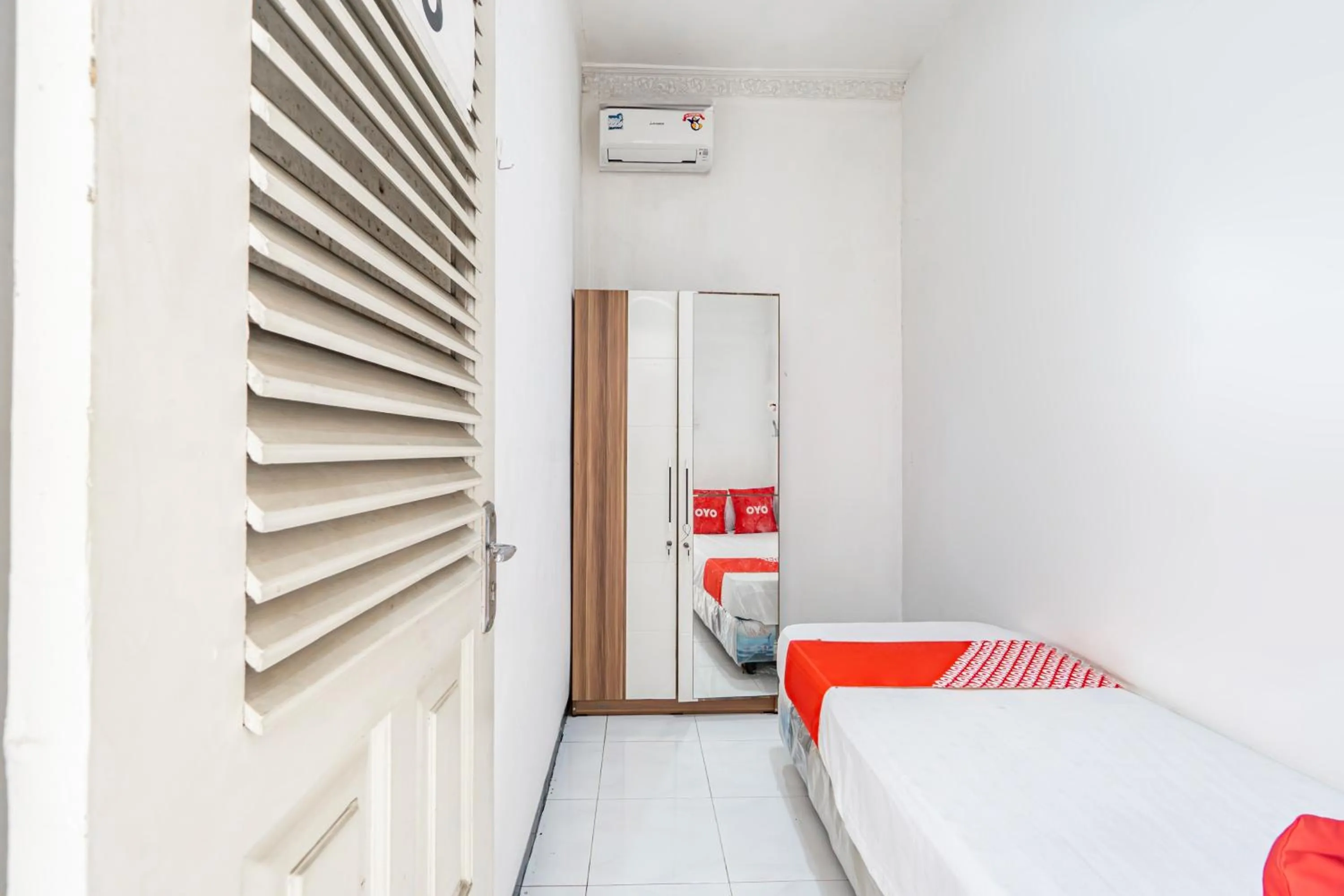 OYO Life 93977 Suterejo Homestay Syariah