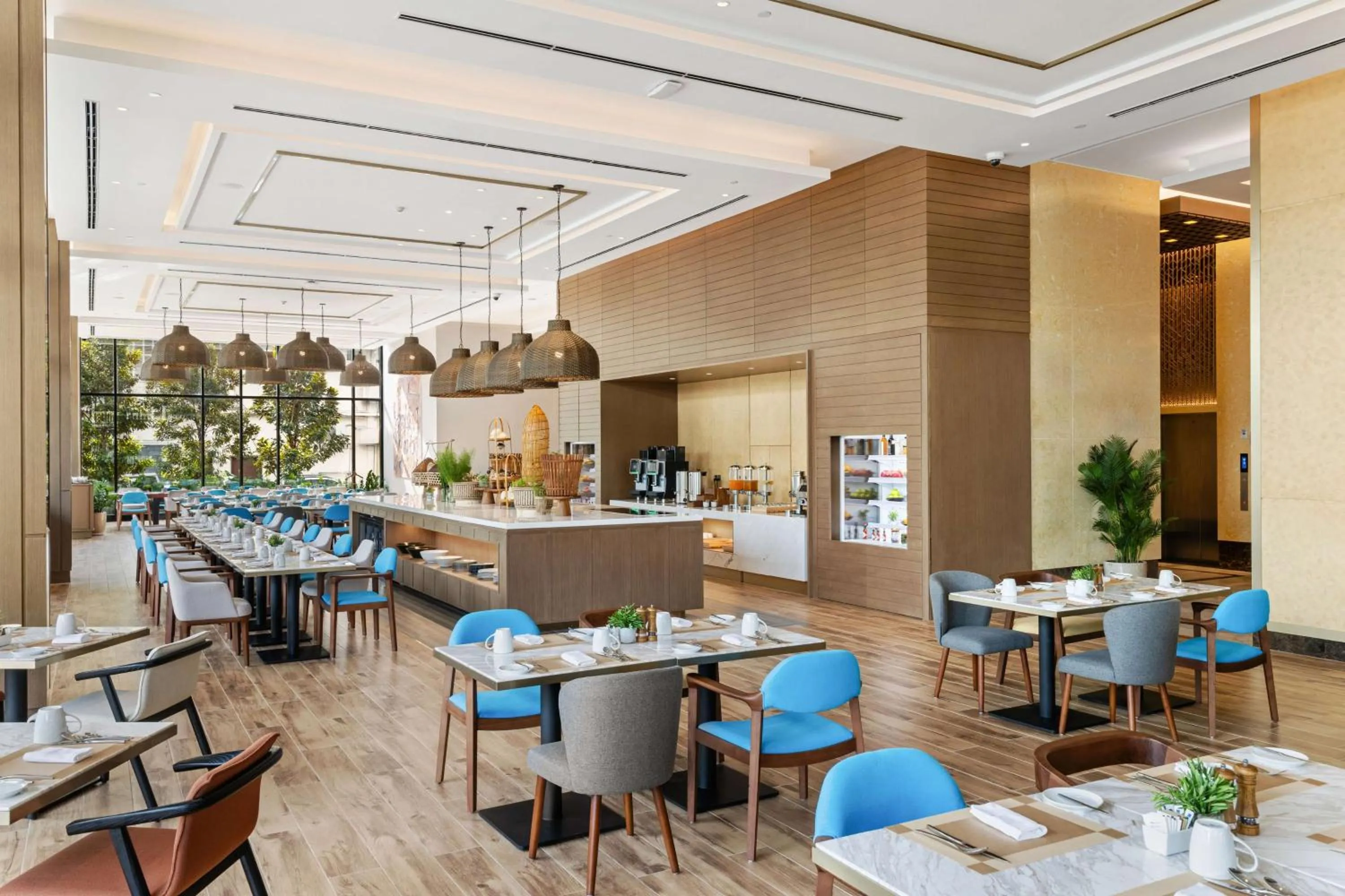 Restaurant/places to eat in DoubleTree by Hilton Vientiane