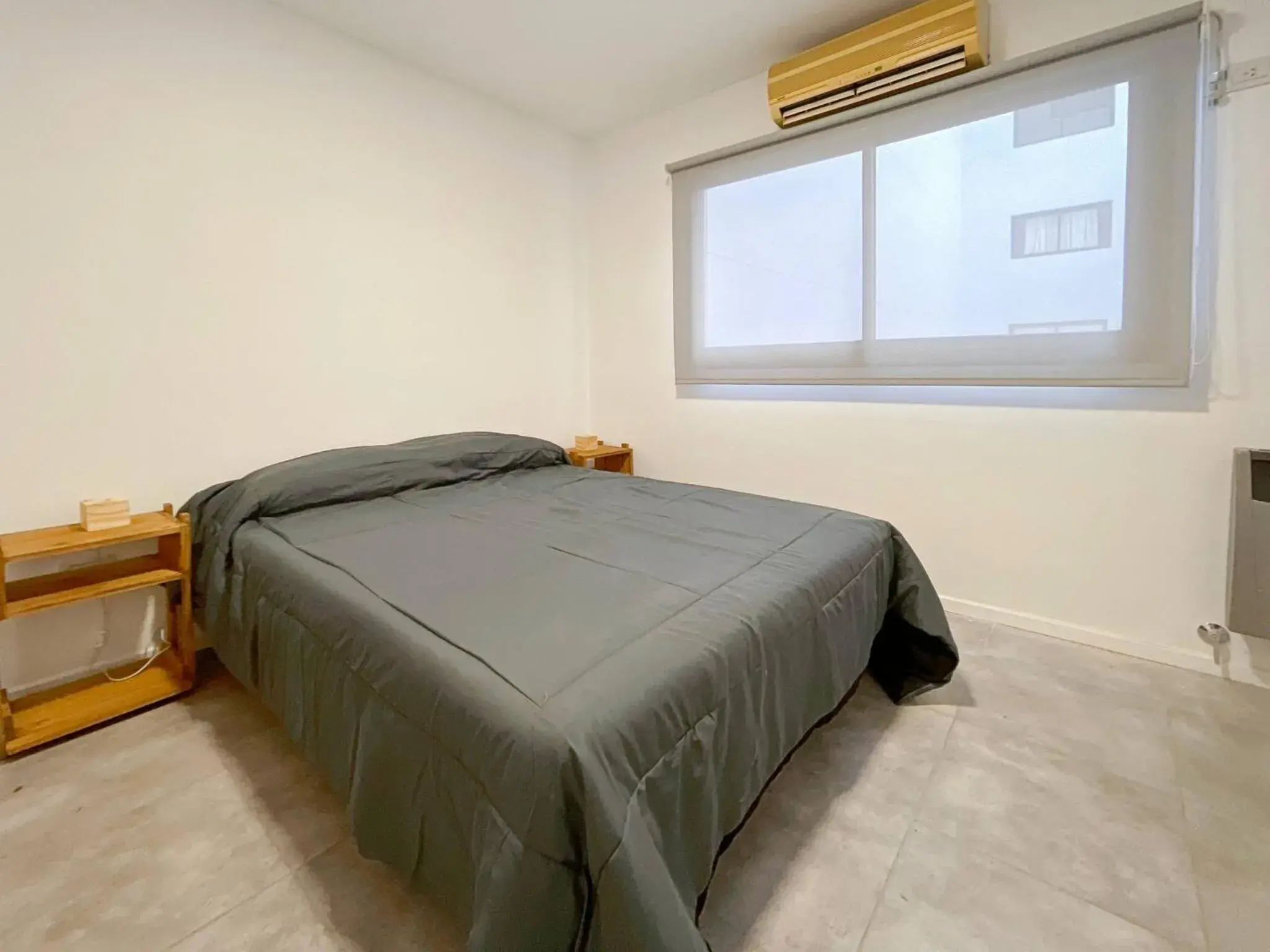 Modern Almagro Apartment for 4 Guests with Balcony and Full Amenities Modern Almagro Apartment for 4 Guests with Balcony and Full Amenities