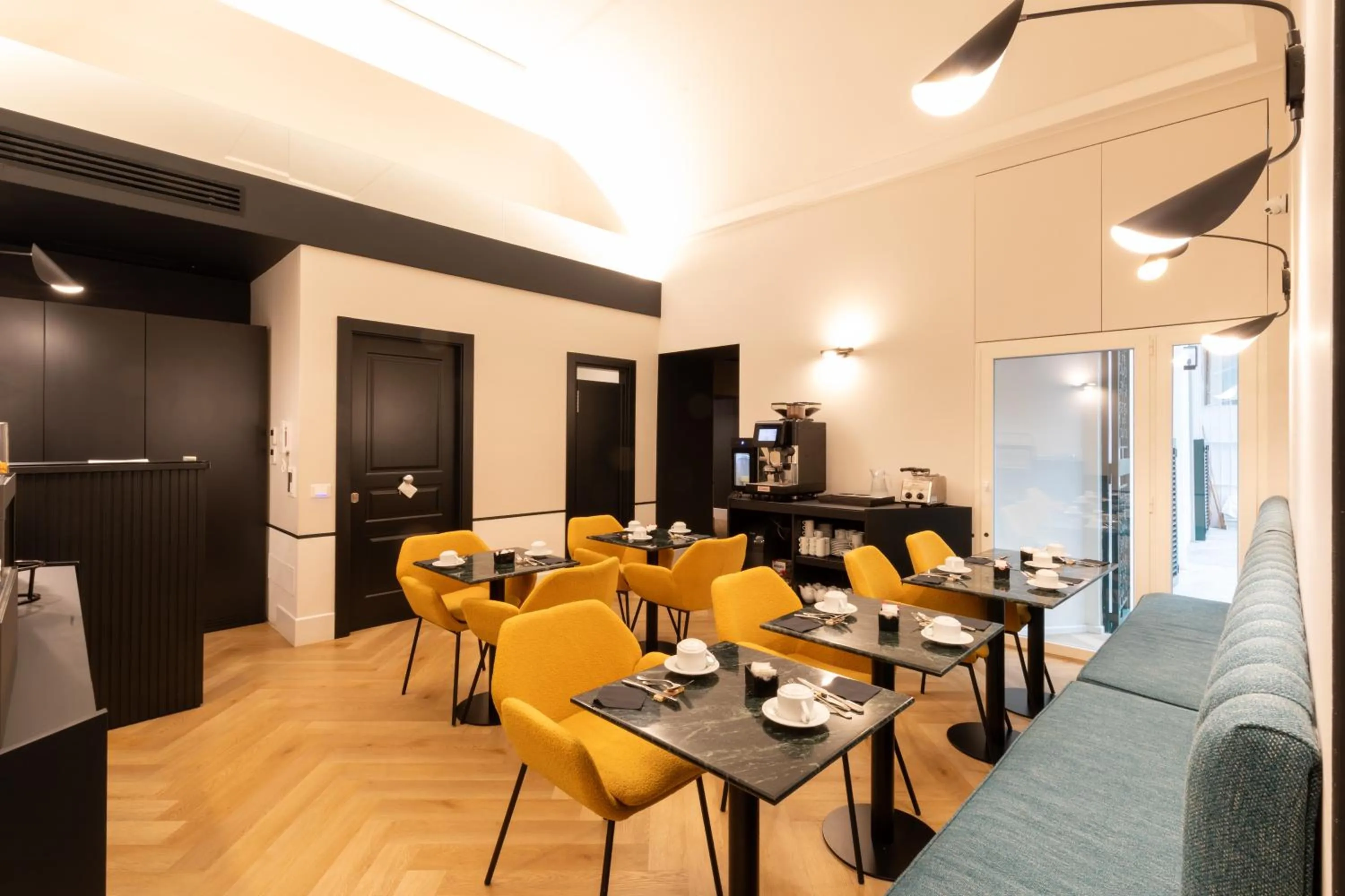 Lobby or reception in Relais Ammira