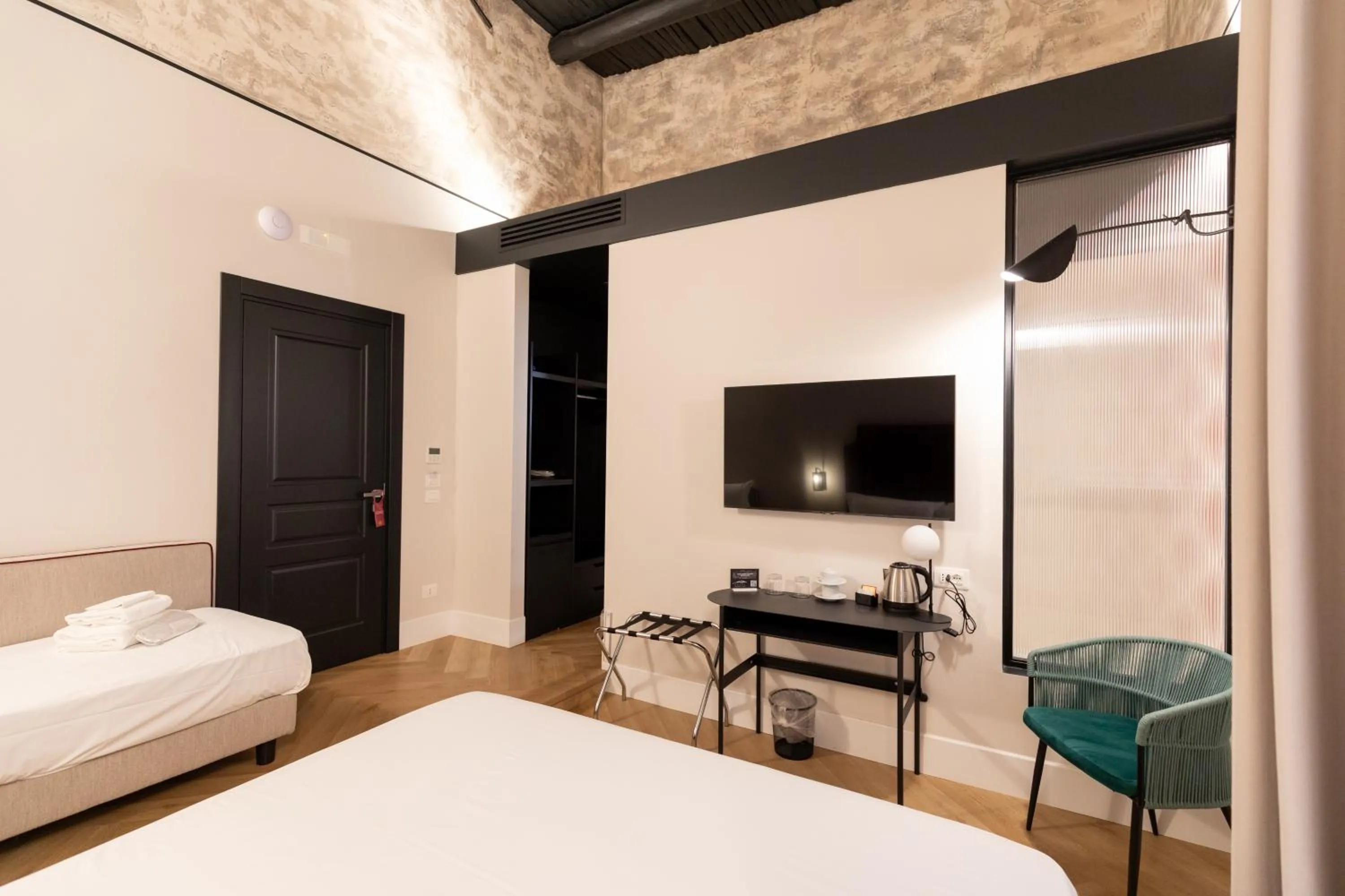 Photo of the whole room, Bed in Relais Ammira